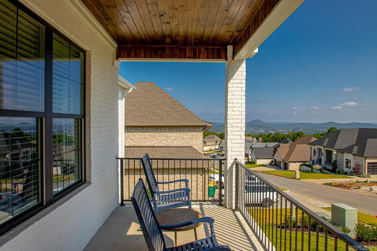 CHENAL VALLEY "FALSTONE COURT" - Residential