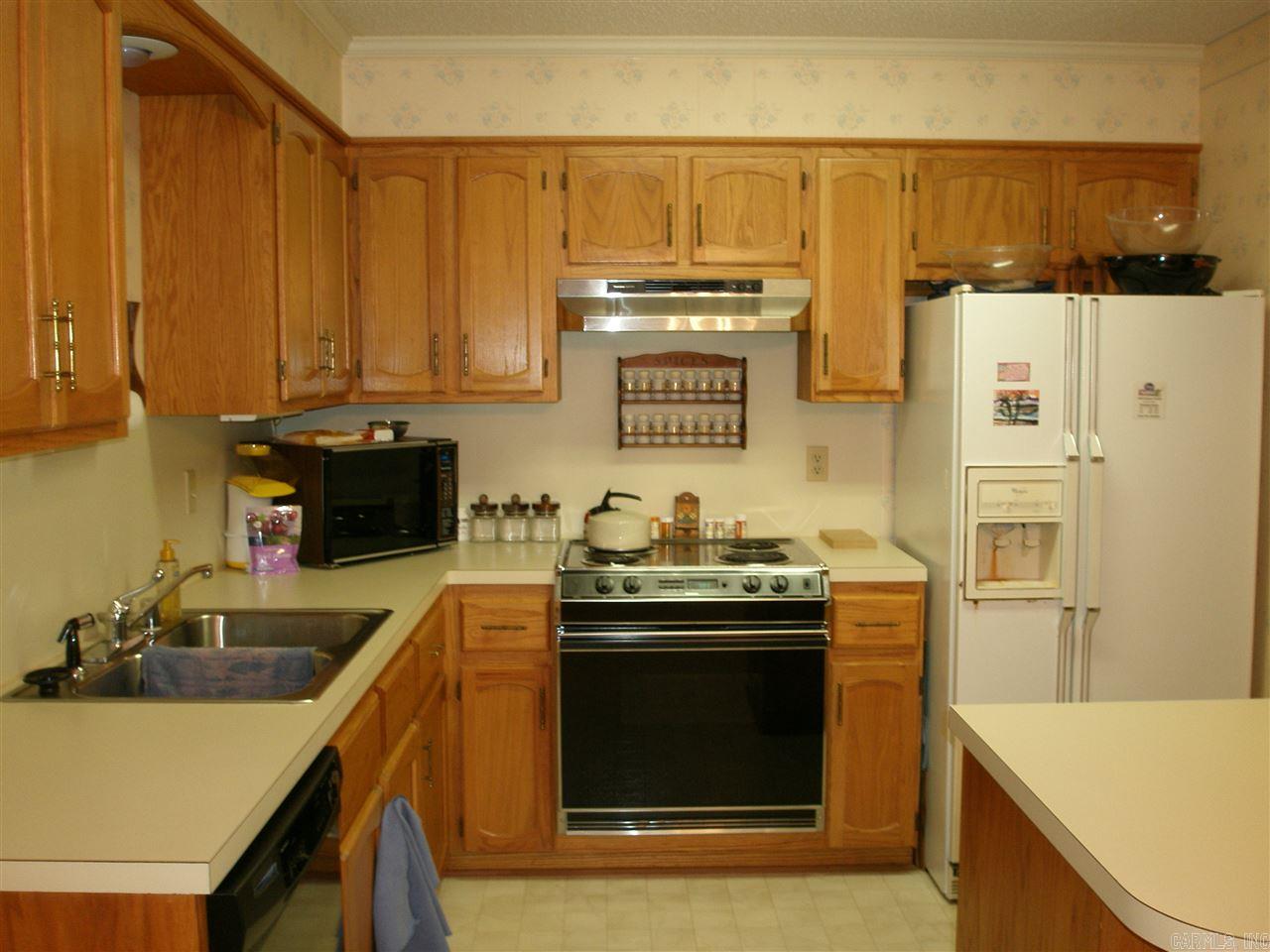 CRYSTAL VALLEY MANOR - Residential