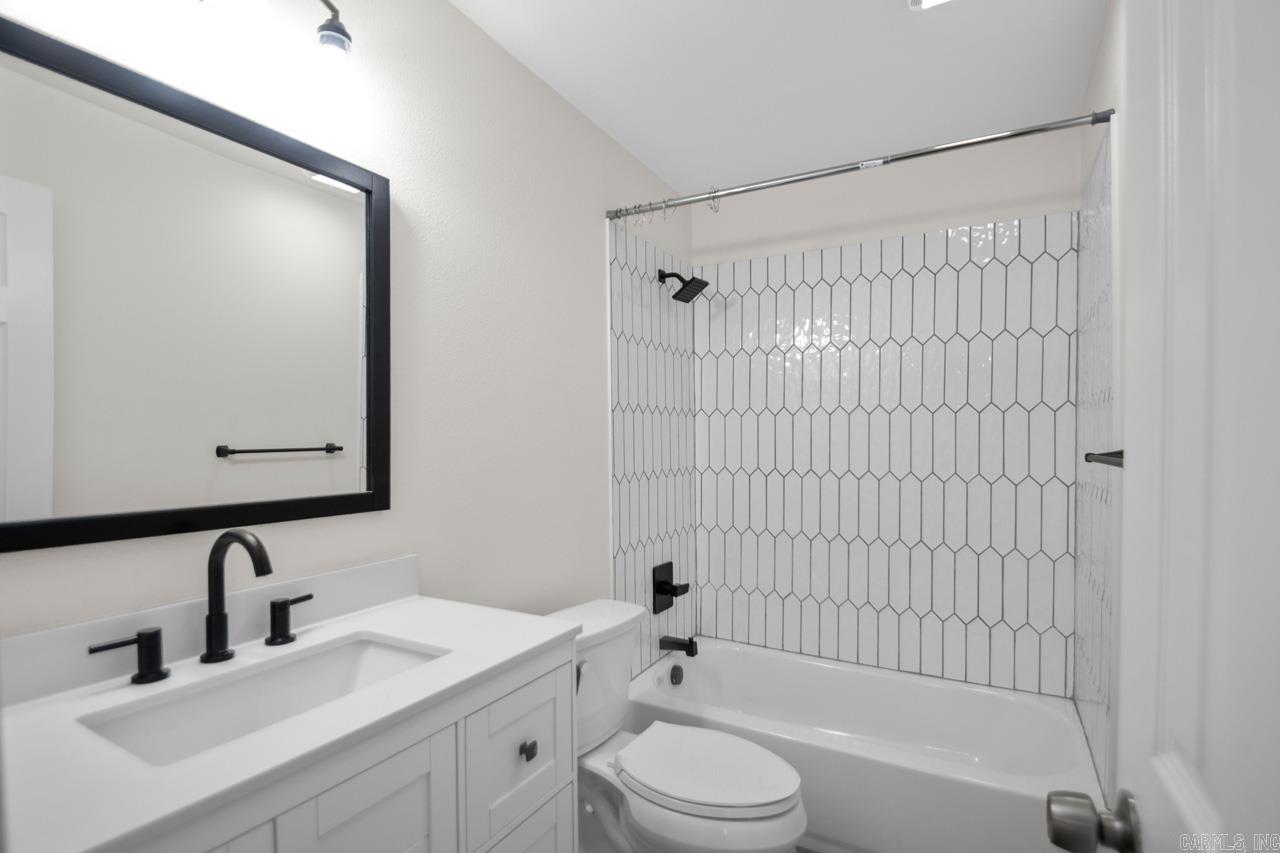 MEADOWBROOK - Residential