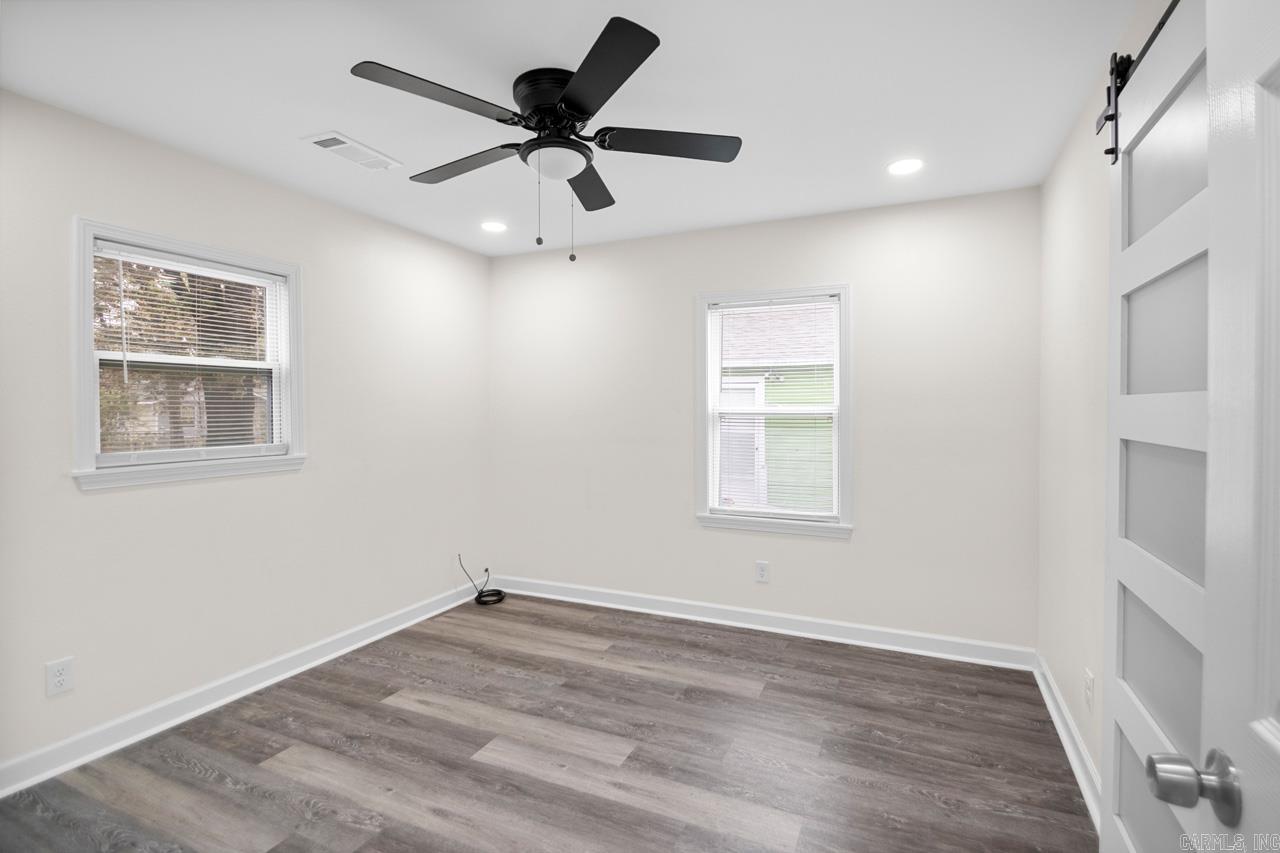 MEADOWBROOK - Residential