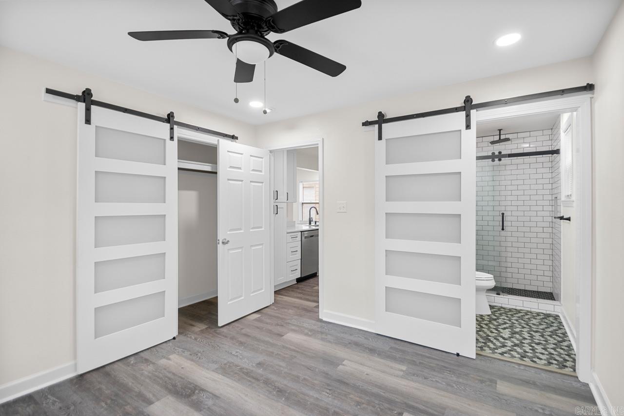 MEADOWBROOK - Residential