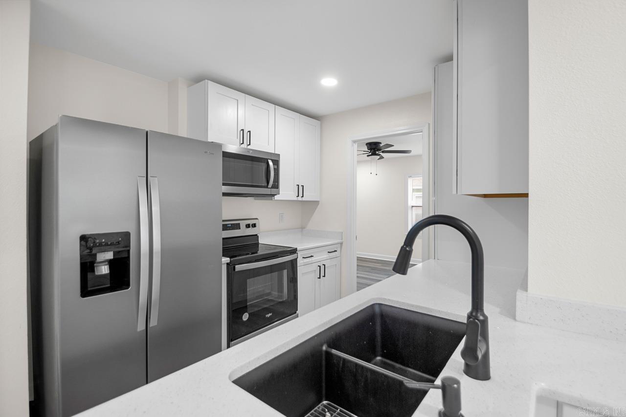 MEADOWBROOK - Residential