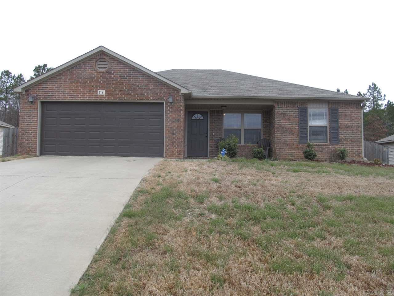 SUPER well maintained home; like new located on a tranquil cul-de-sac! You will ((LOVE)) this bright and open floor plan that opens into the kitchen with a breakfast bar and pendant lighting. Your new kitchen offers a smooth top range, microwave, stylish countertops, ceramic tile floors, oil rubbed bronze fixtures and pantry. You will enjoy your spacious master suite with a beautiful tray ceiling, double vanities, and walk-in closet. PLUS, a huge and private backyard! ALL THIS NEAR THE NEW OUTLET MALL!!