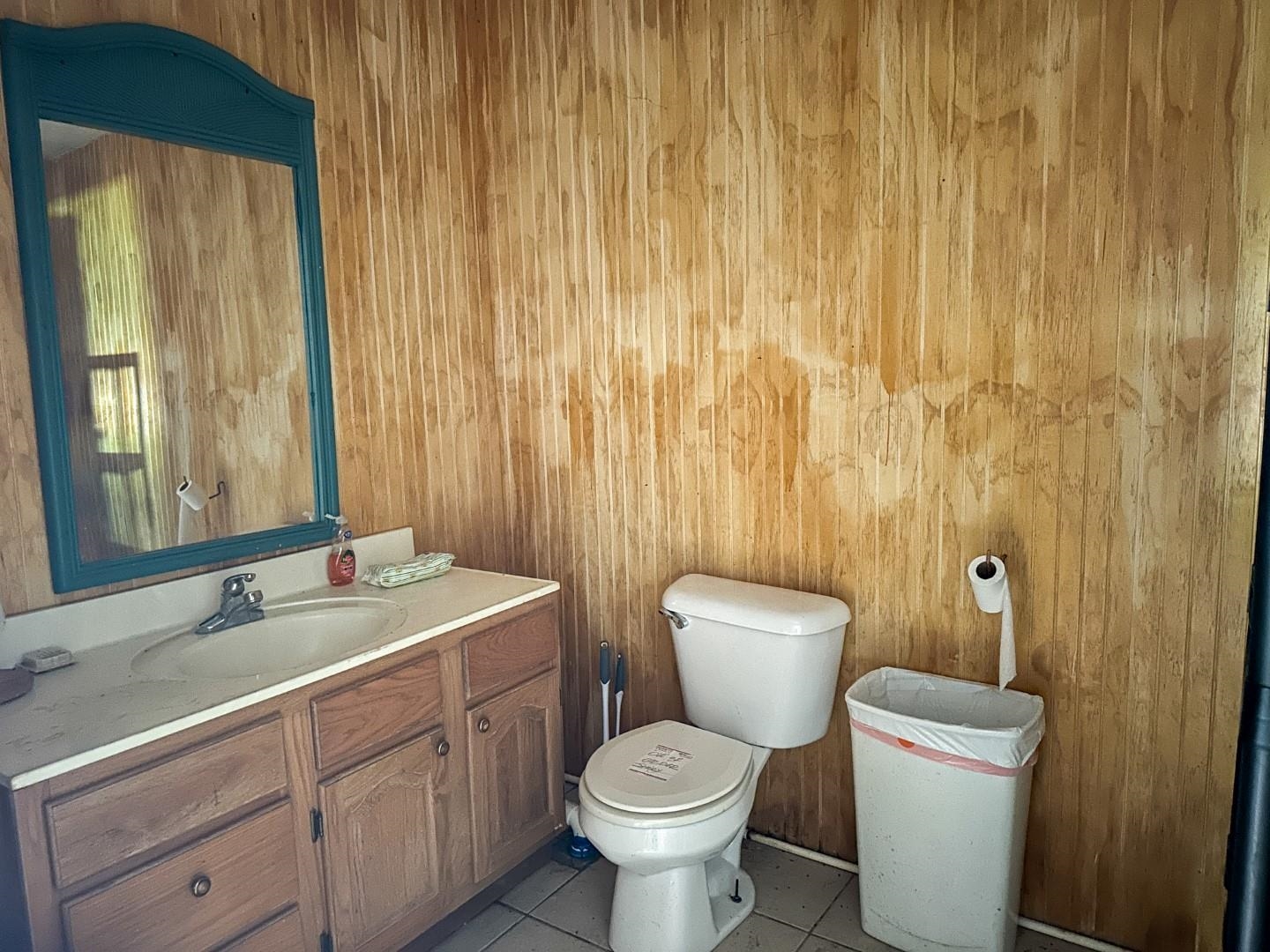 Metes & Bounds - Land