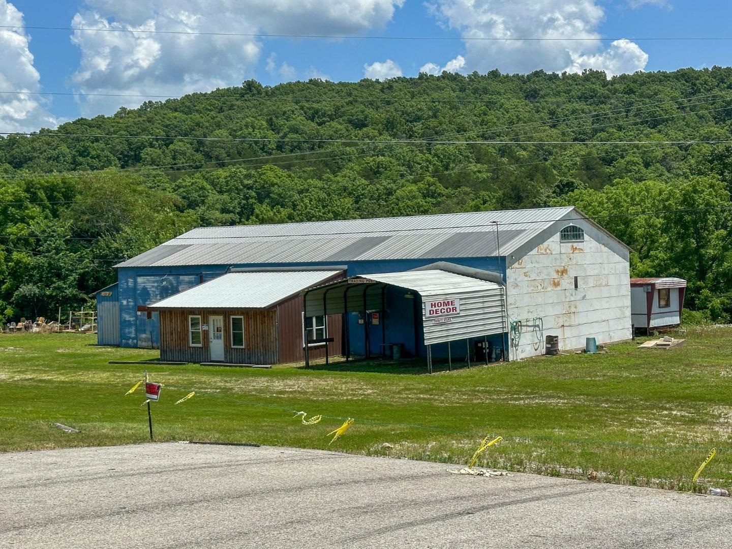 Metes & Bounds - Land