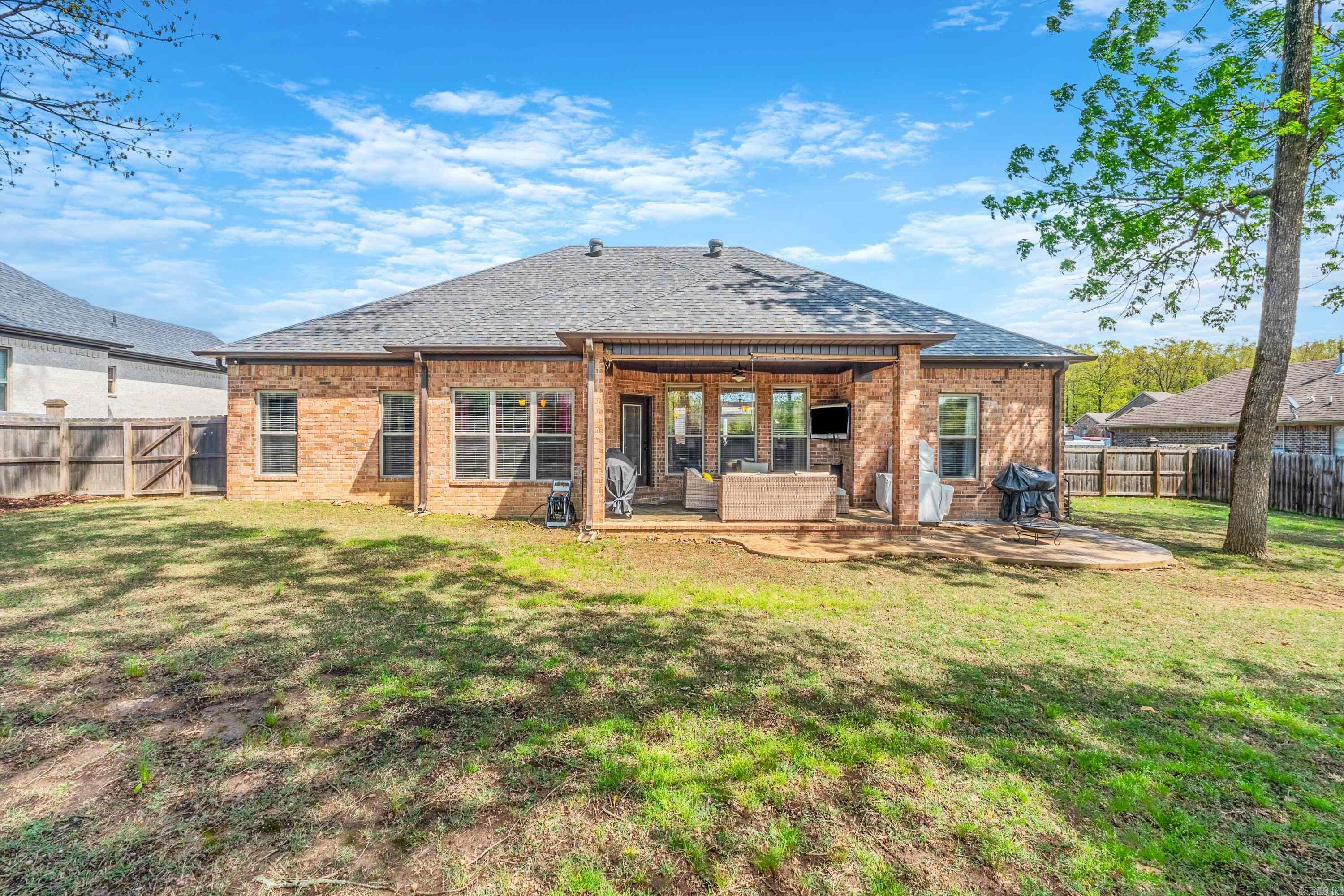 FOREST OAKS - Residential