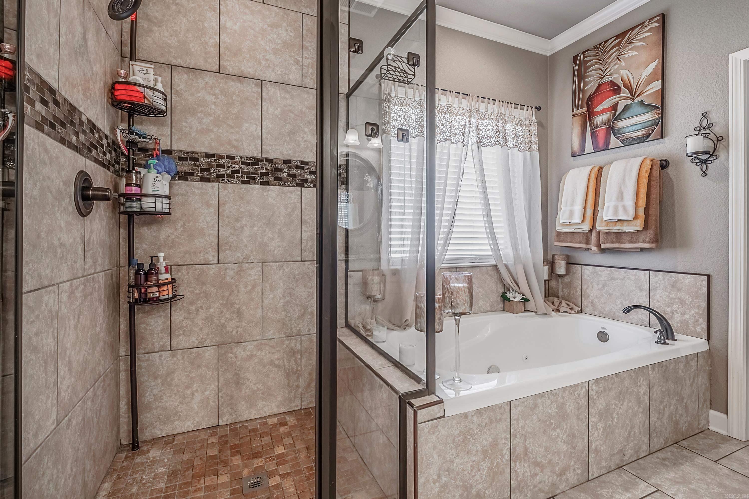 FOREST OAKS - Residential