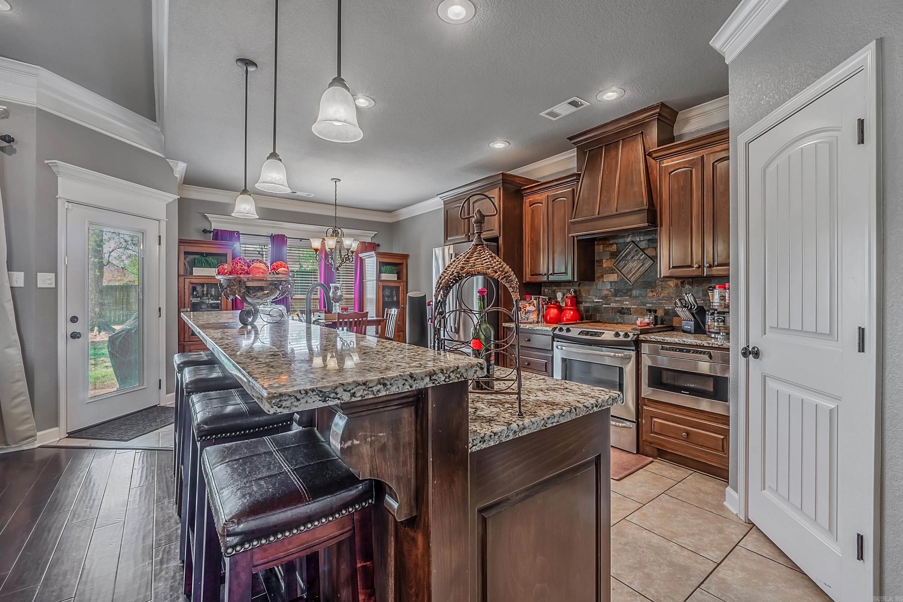 FOREST OAKS - Residential