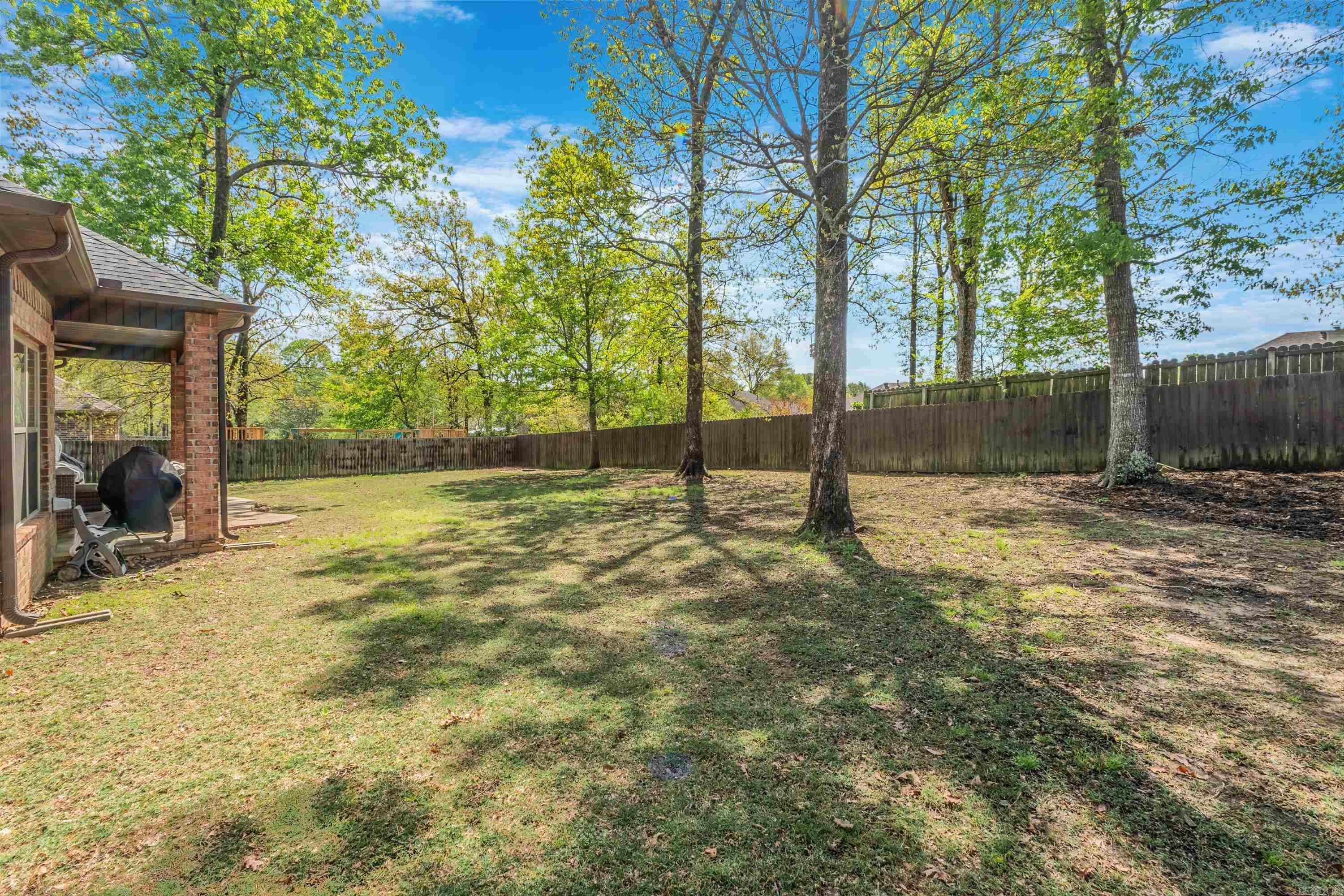 FOREST OAKS - Residential