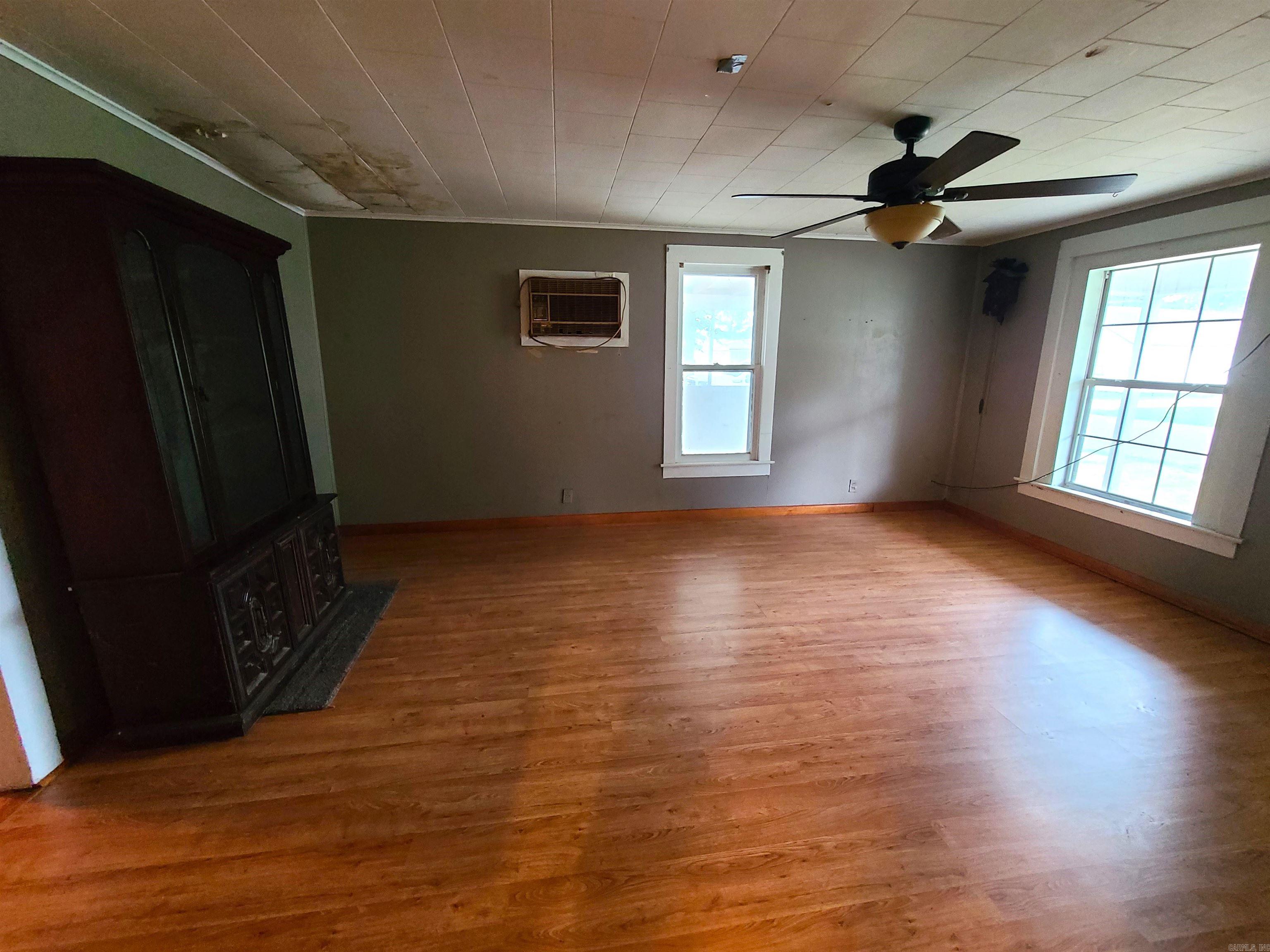 PIGGOTT - Residential