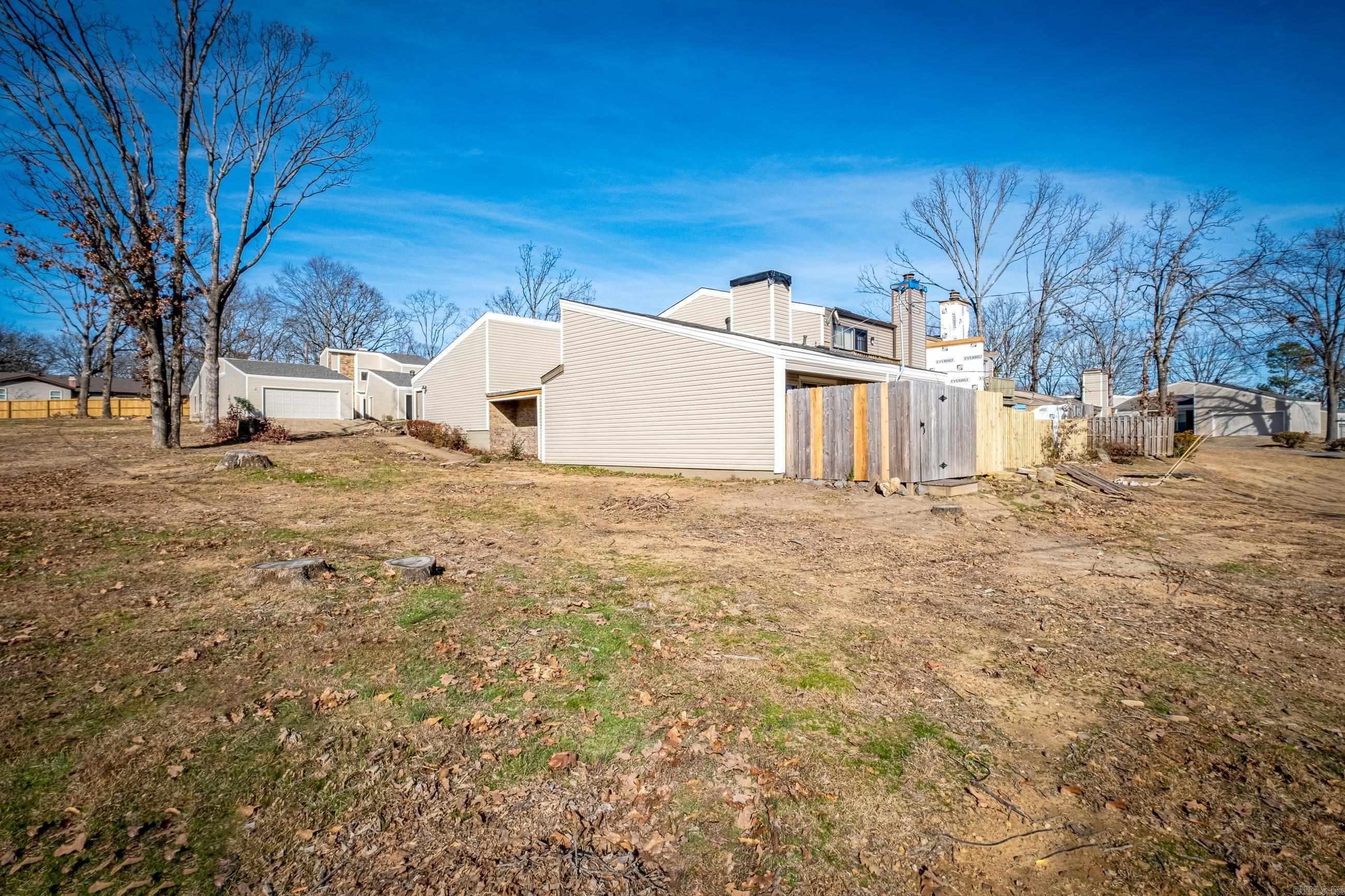 INDIAN HILLS TOWN HOMES - Residential