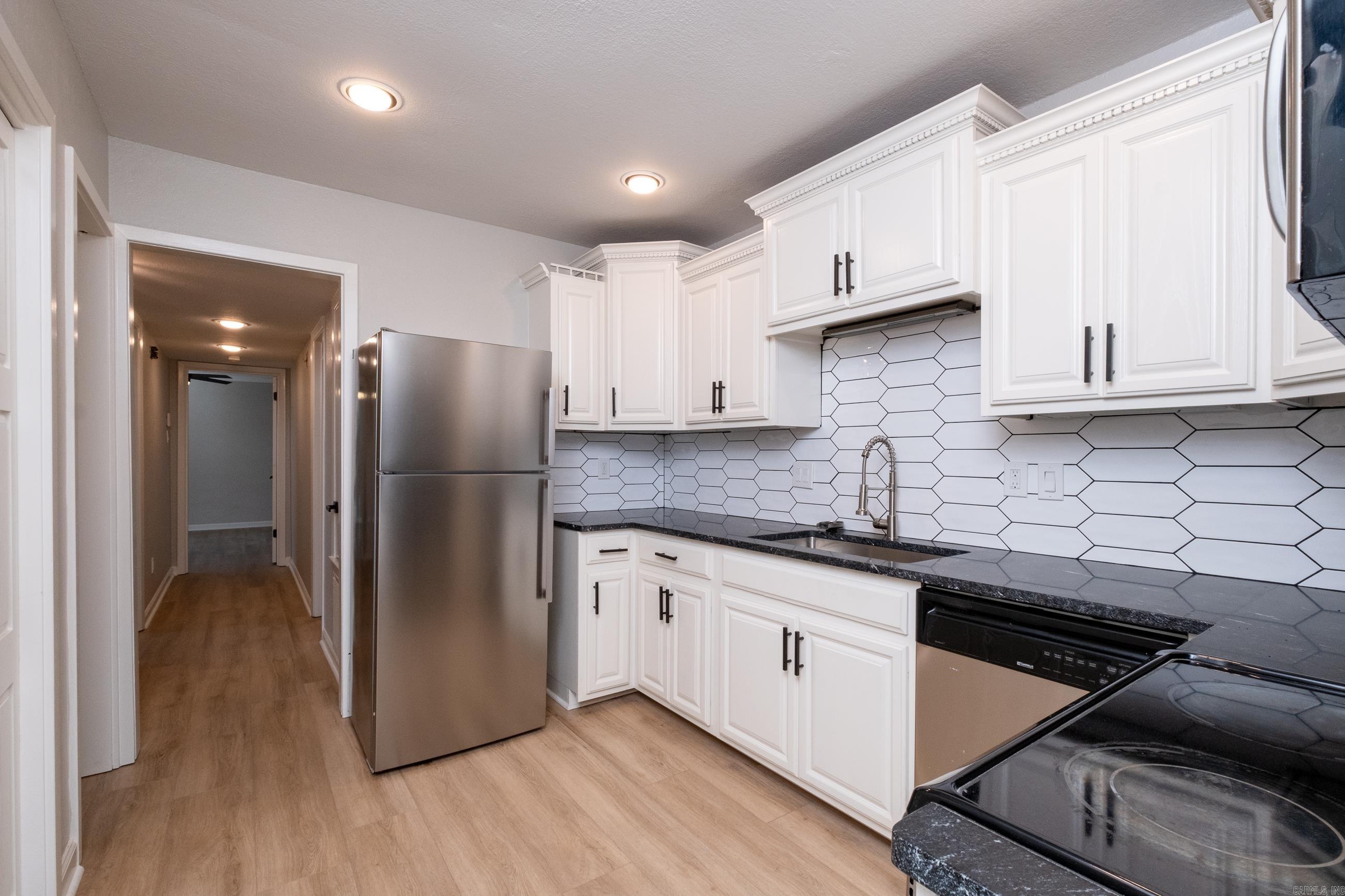 INDIAN HILLS TOWN HOMES - Residential