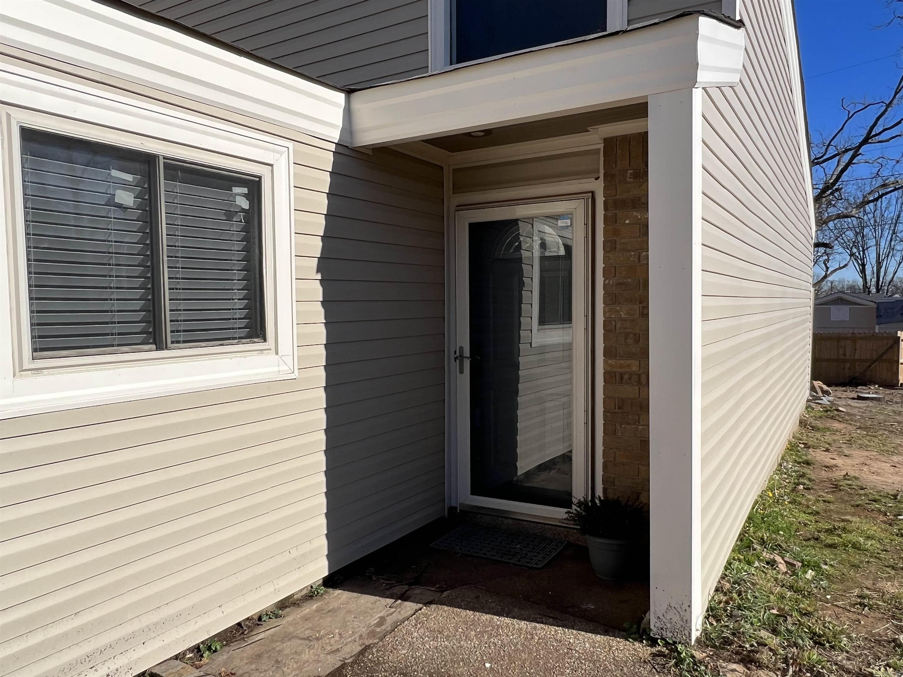 INDIAN HILLS TOWN HOMES - Residential