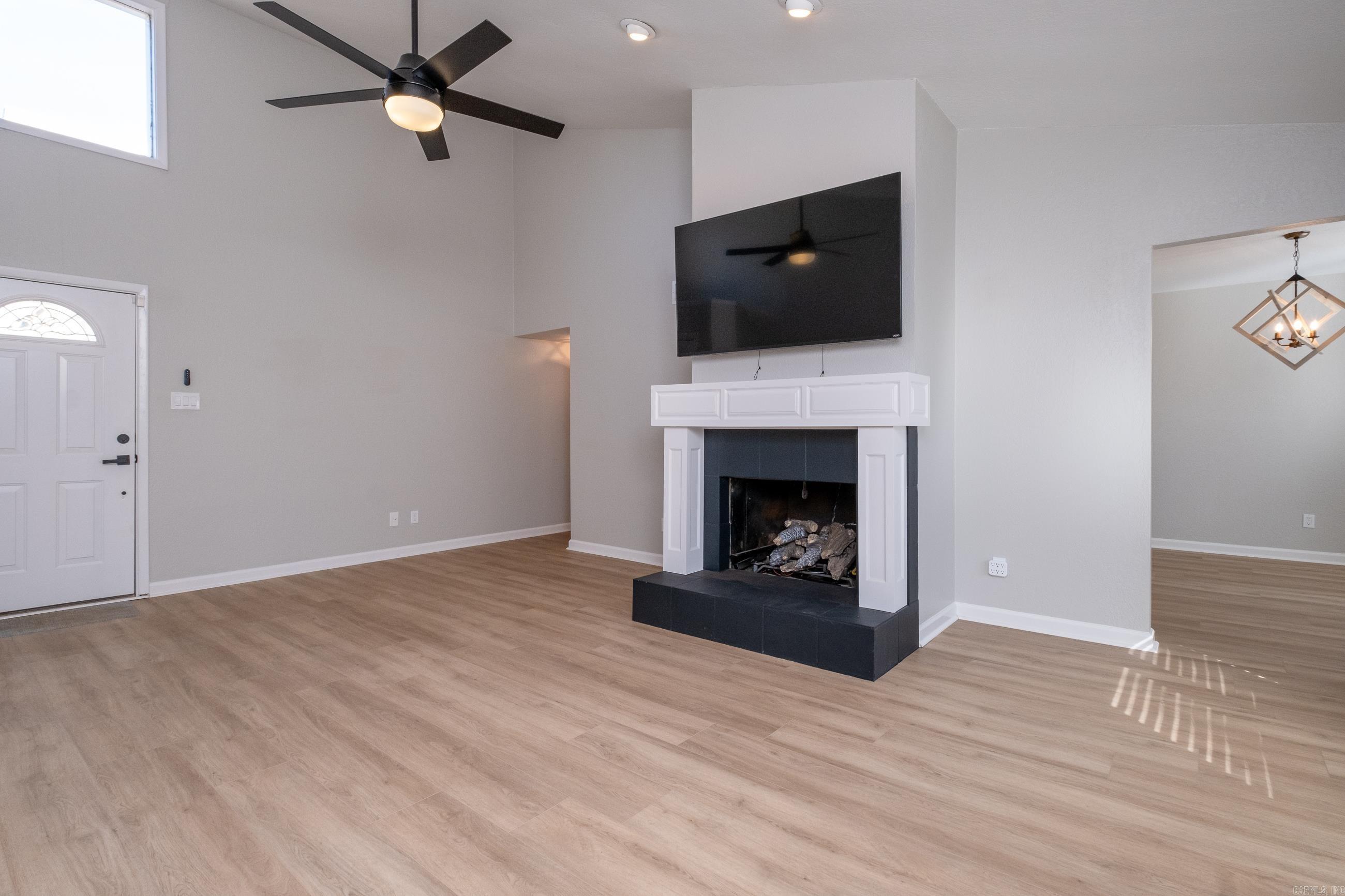 INDIAN HILLS TOWN HOMES - Residential