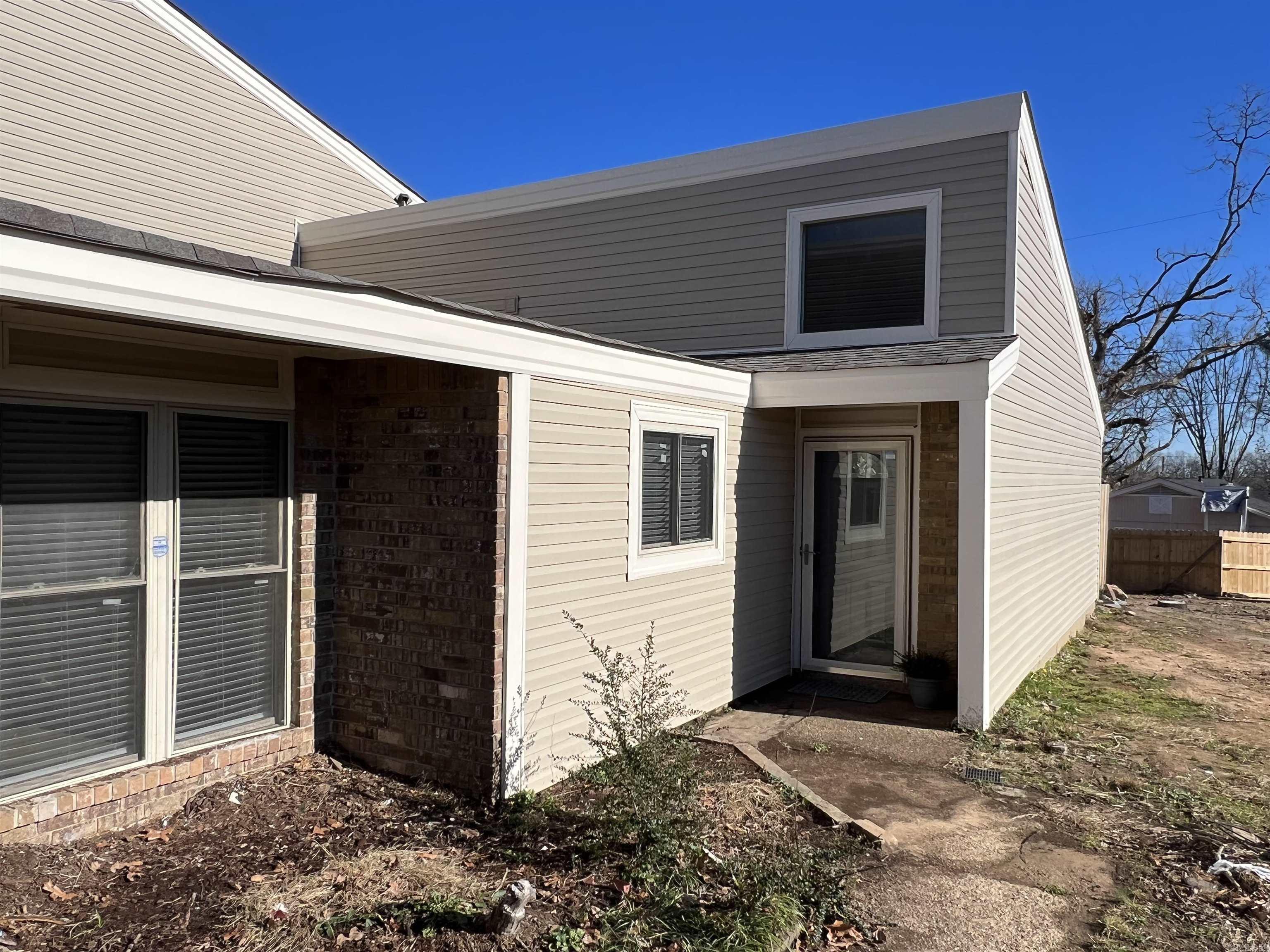 INDIAN HILLS TOWN HOMES - Residential