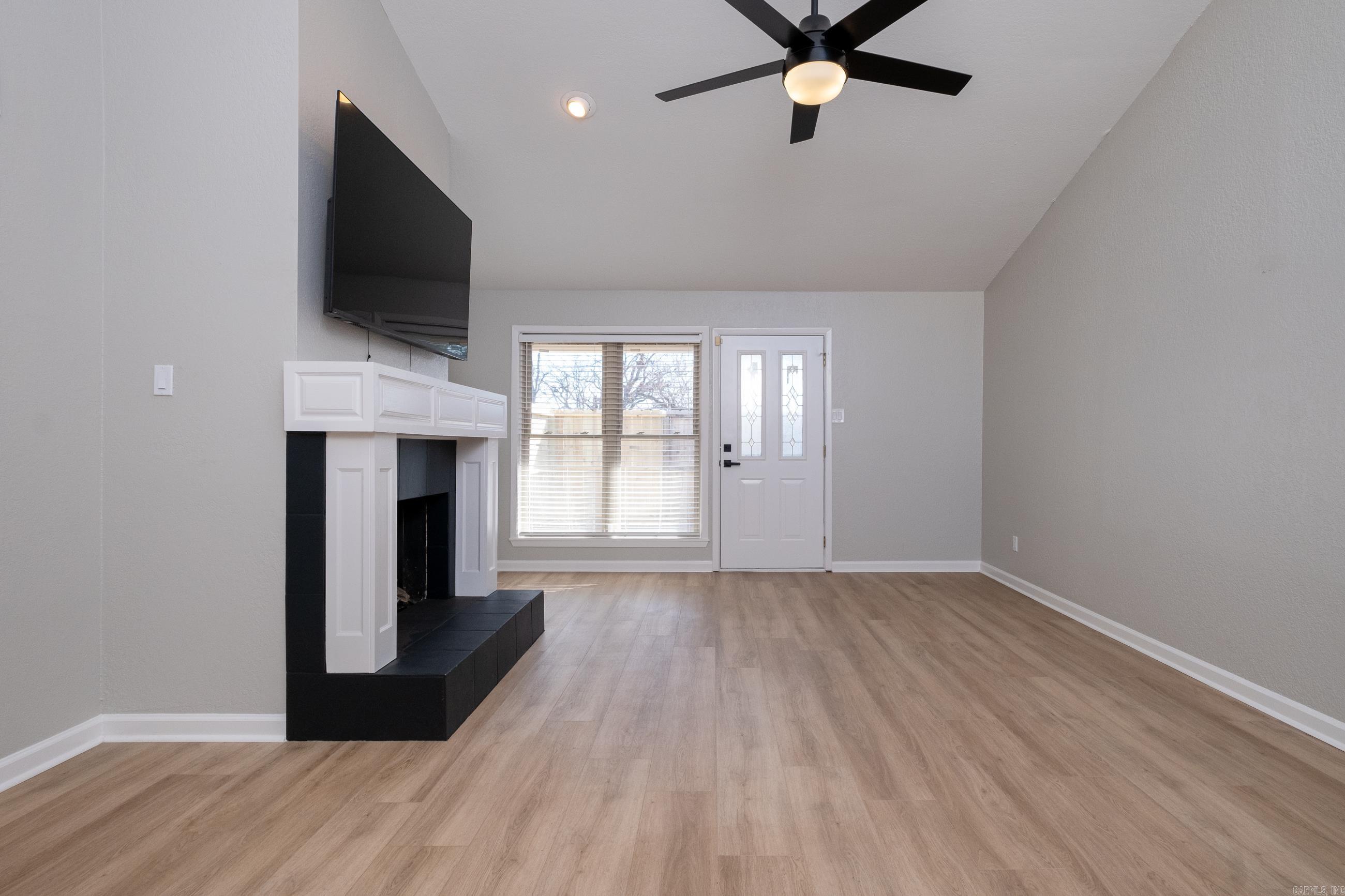 INDIAN HILLS TOWN HOMES - Residential