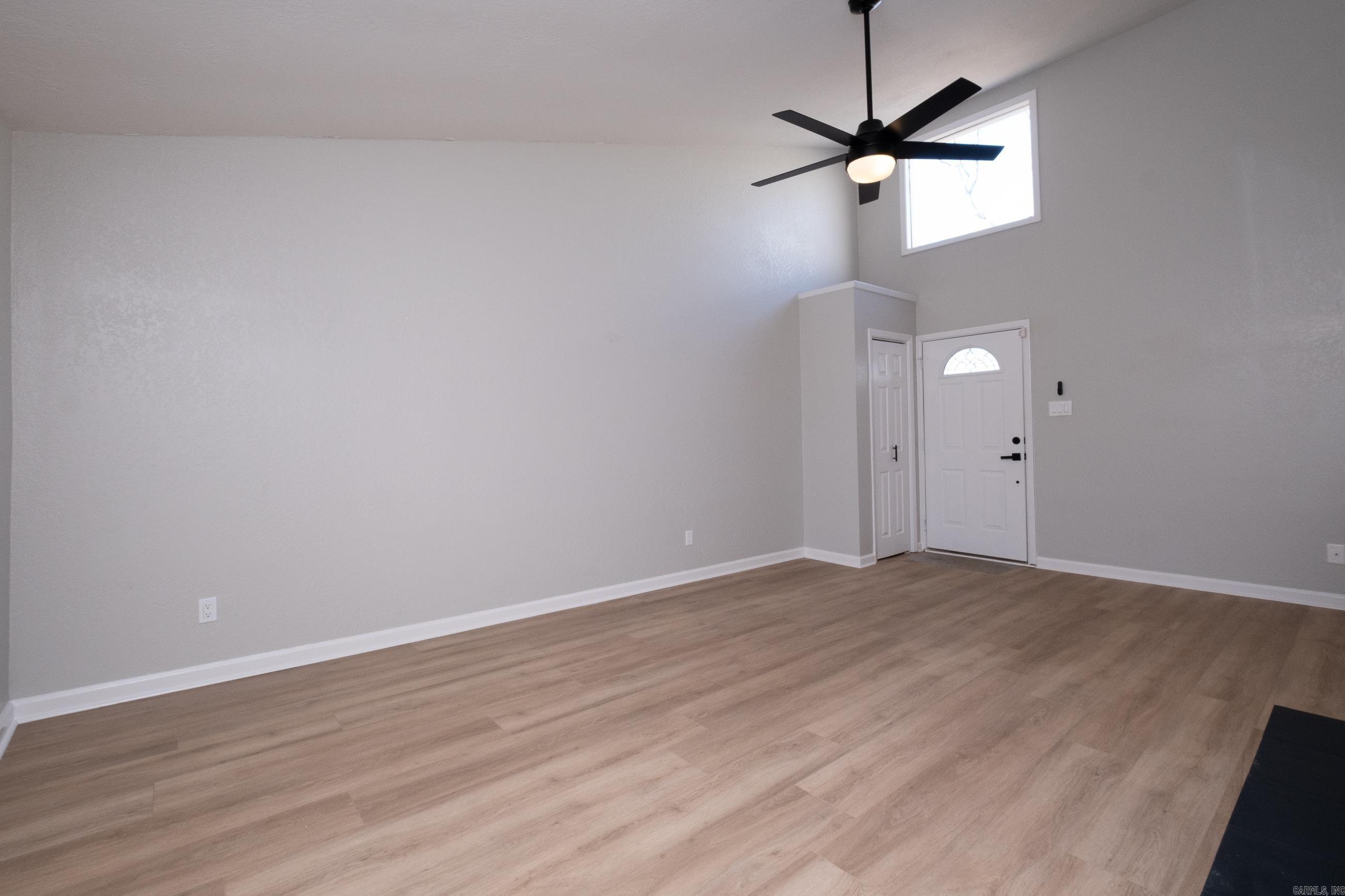 INDIAN HILLS TOWN HOMES - Residential