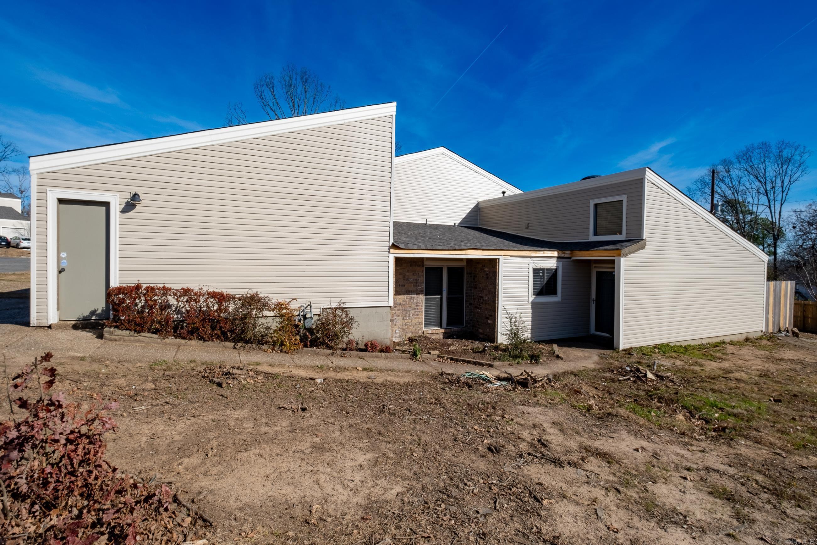 INDIAN HILLS TOWN HOMES - Residential