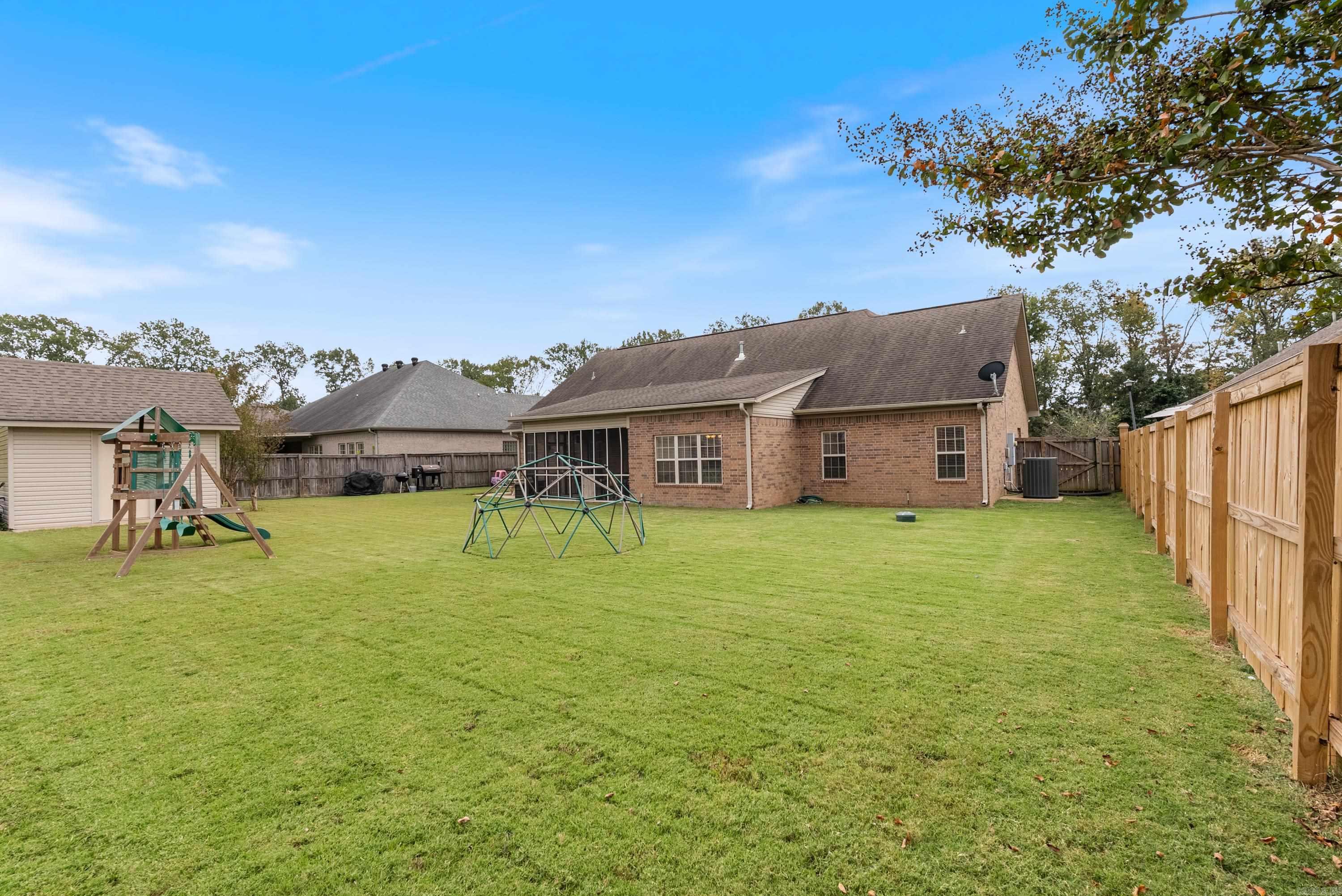 SOUTHERN COMFORT ESTATES - Residential