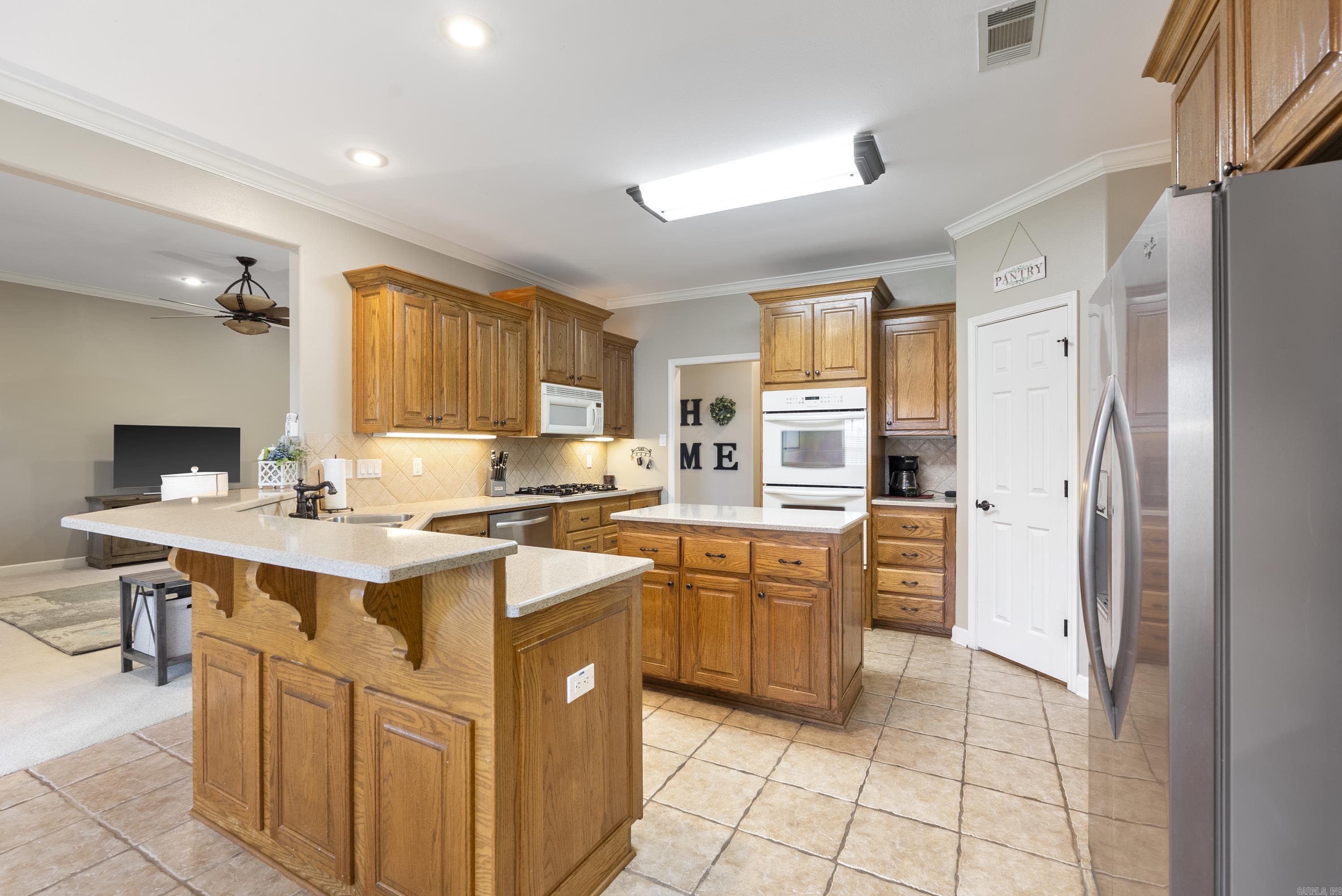 SOUTHERN COMFORT ESTATES - Residential