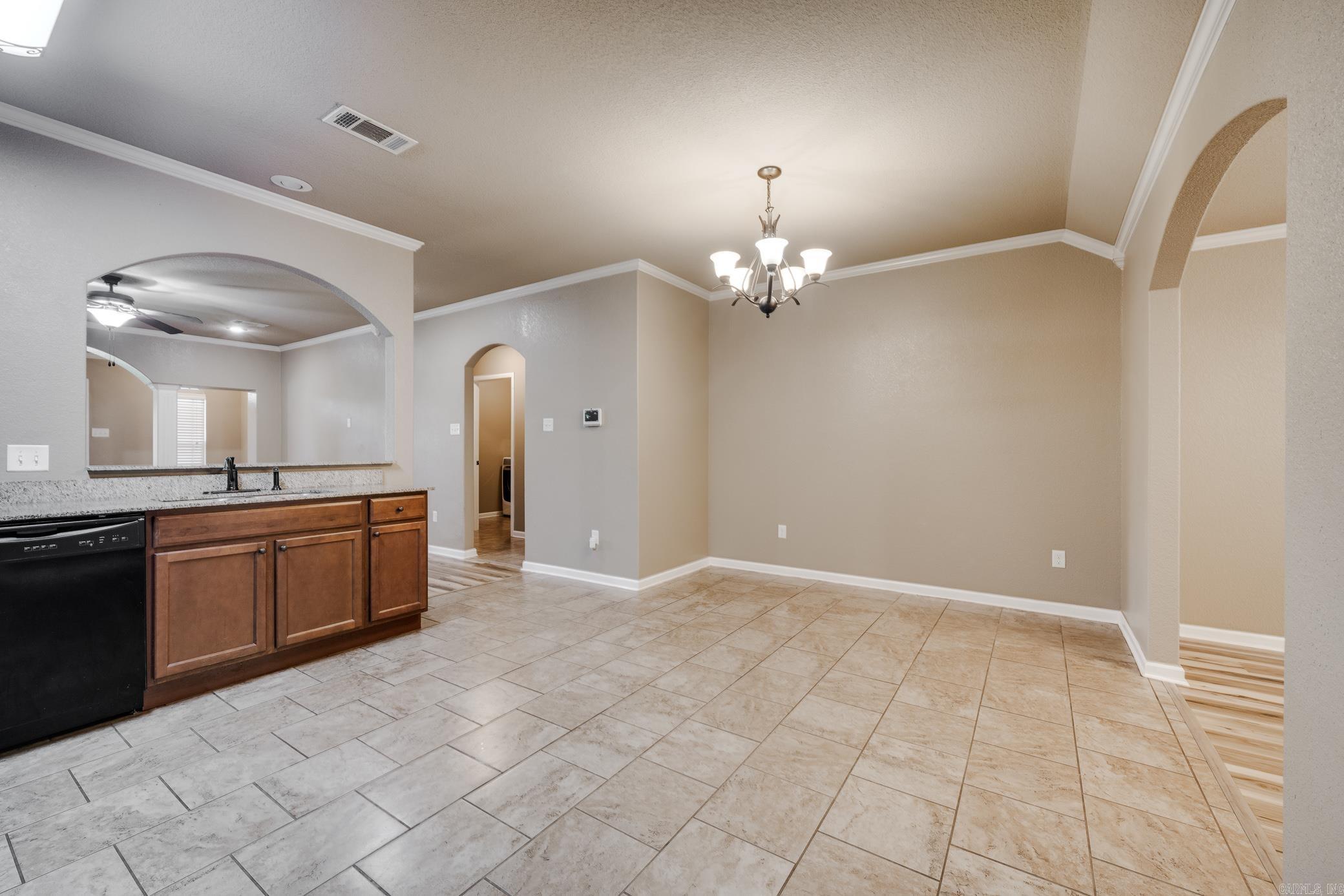 NORTH HILLS - Residential