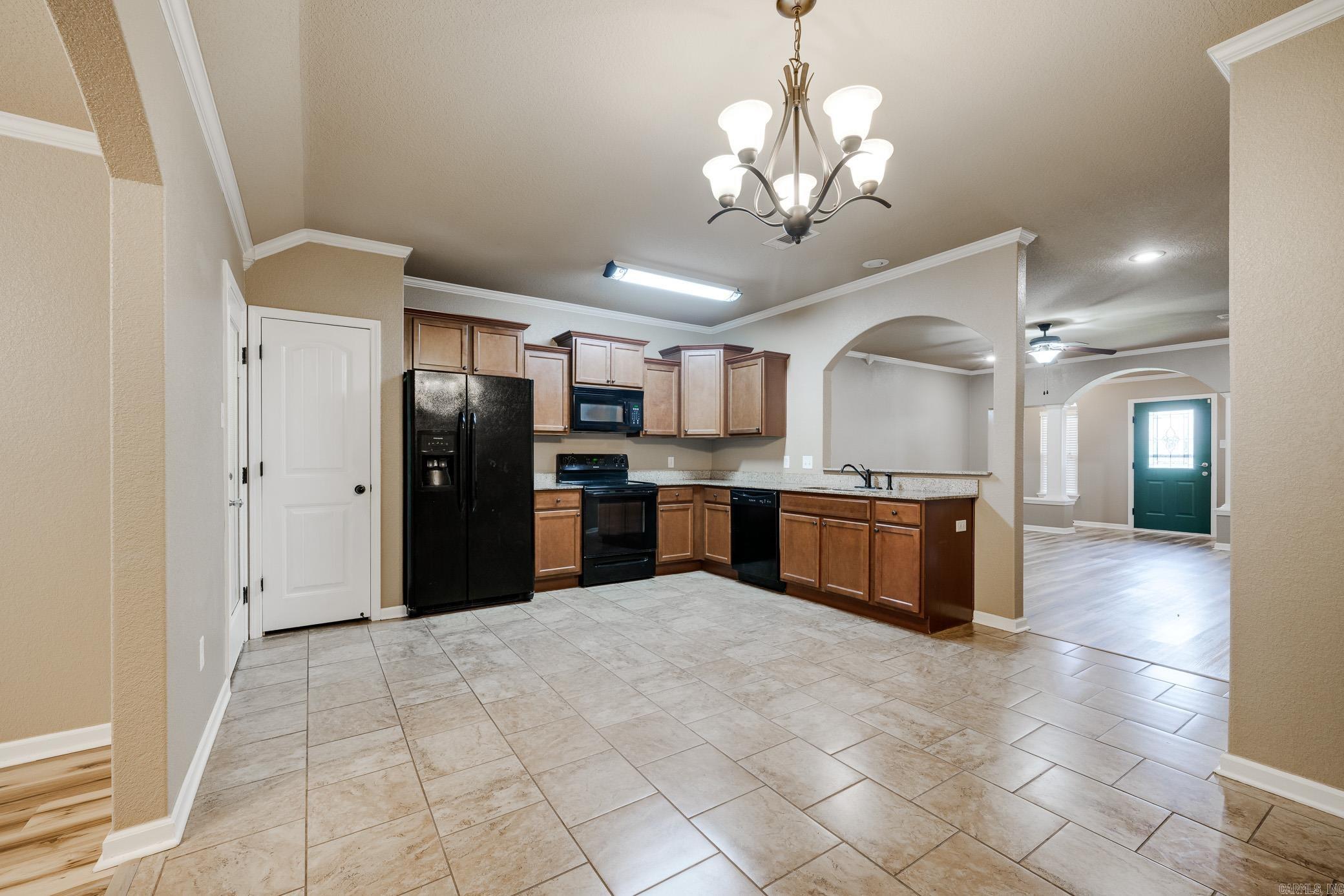 NORTH HILLS - Residential