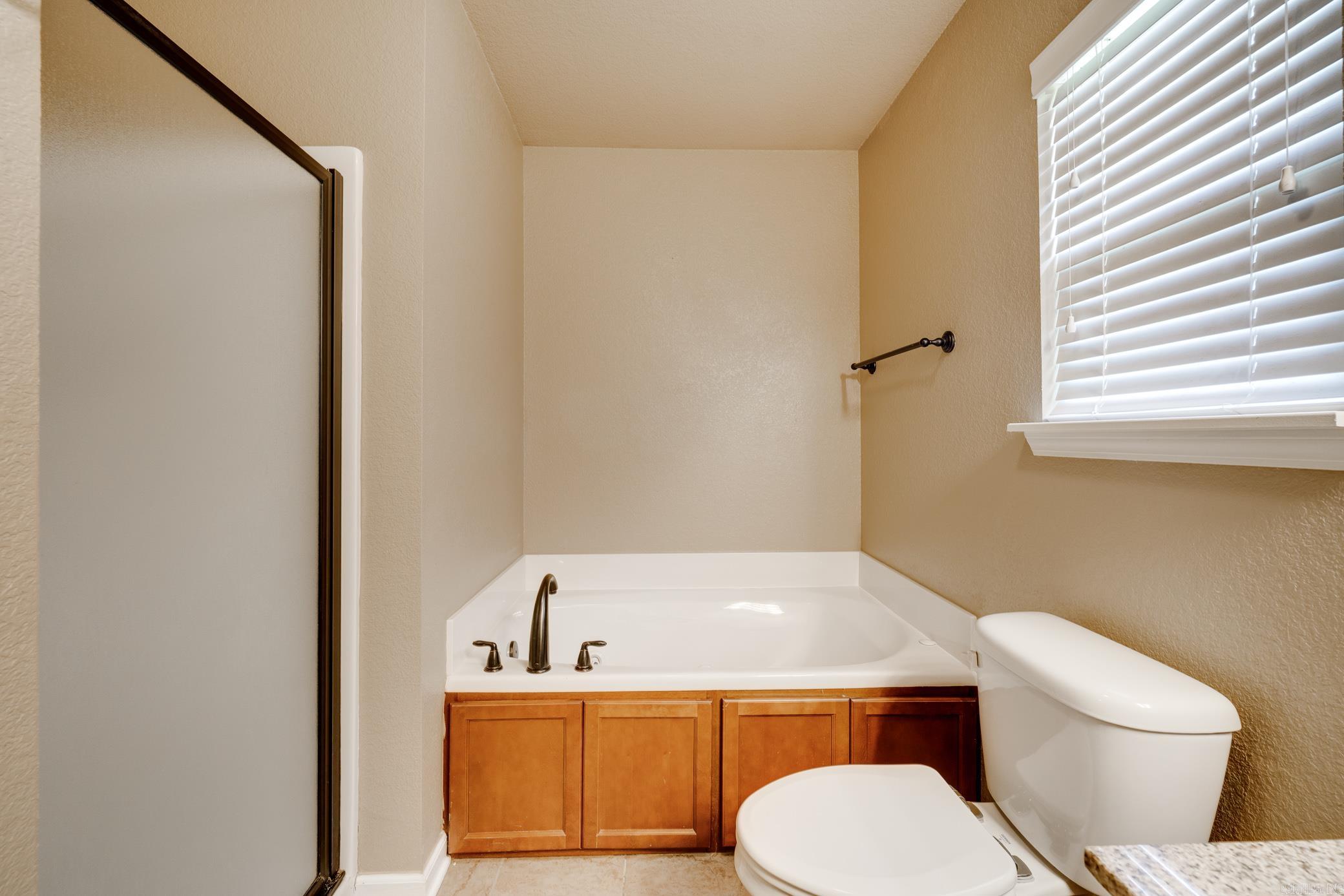 NORTH HILLS - Residential