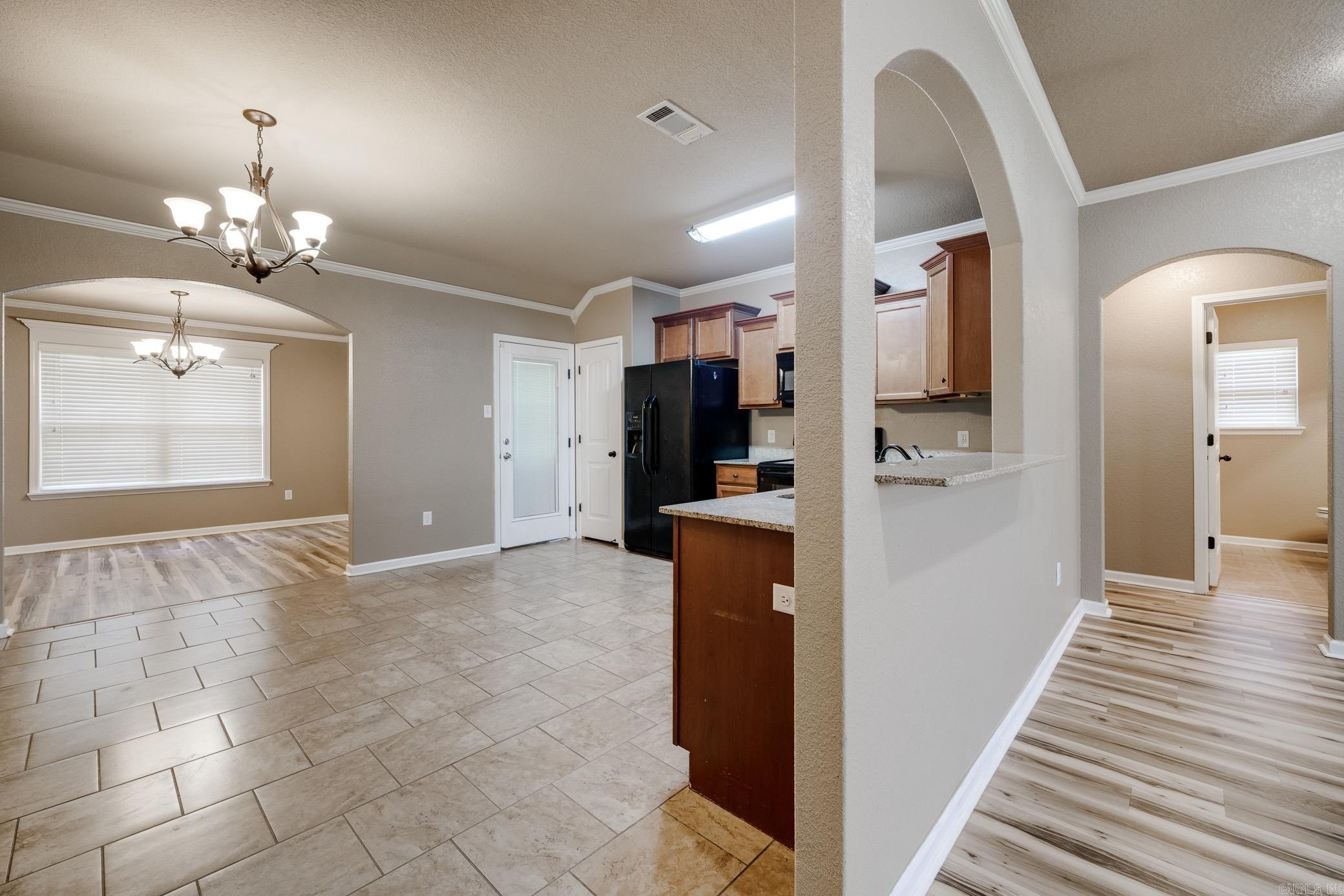 NORTH HILLS - Residential