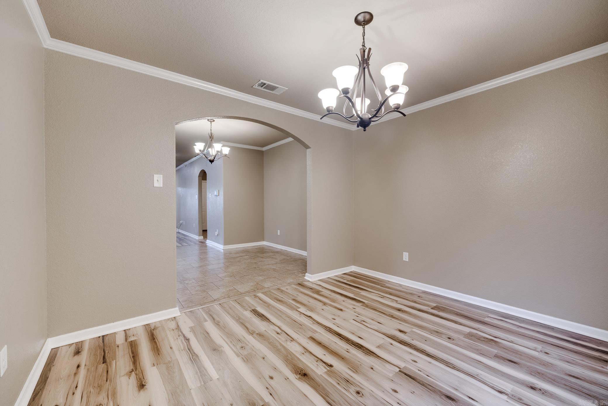 NORTH HILLS - Residential