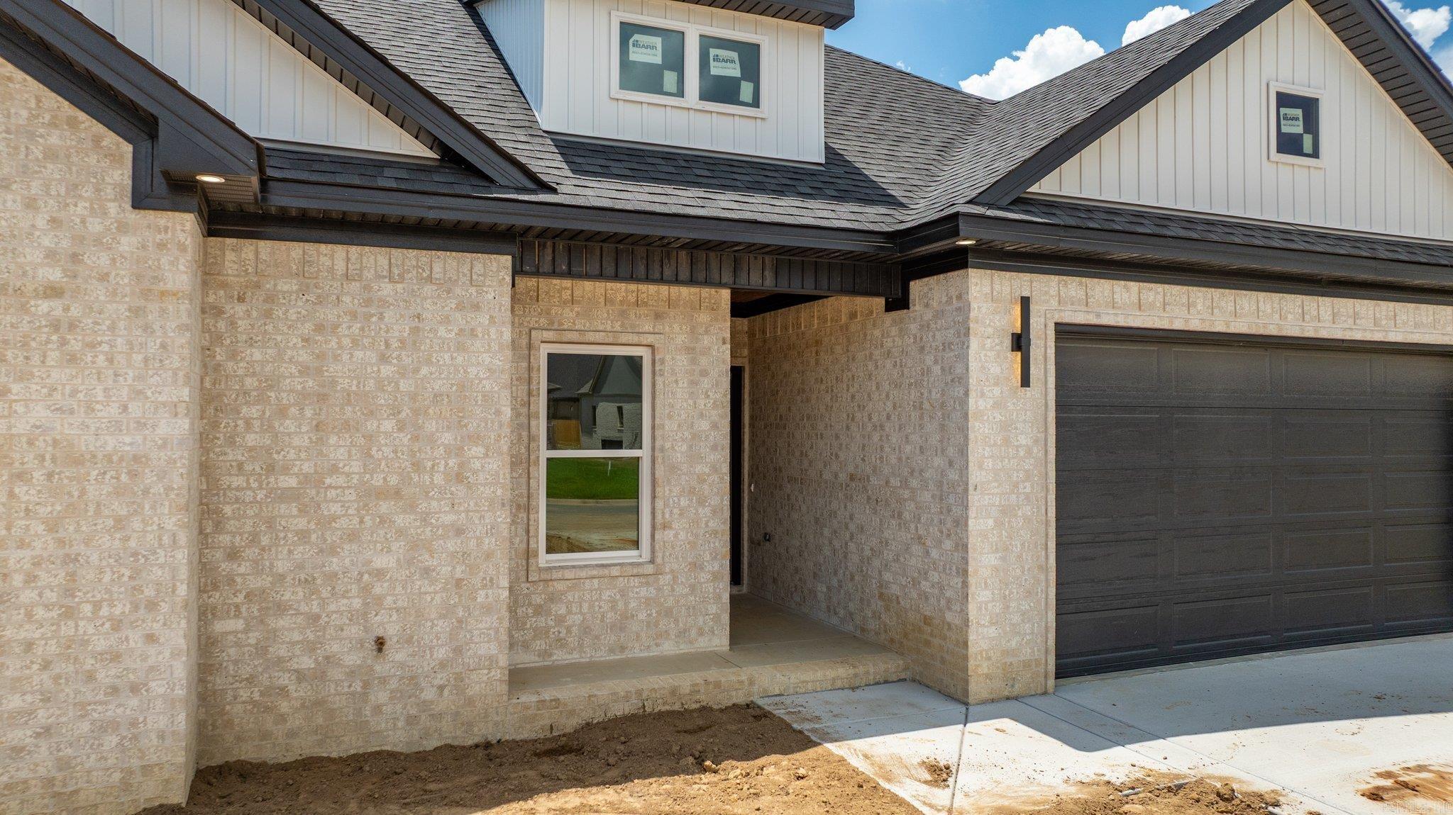 EAST MEADOW - Residential