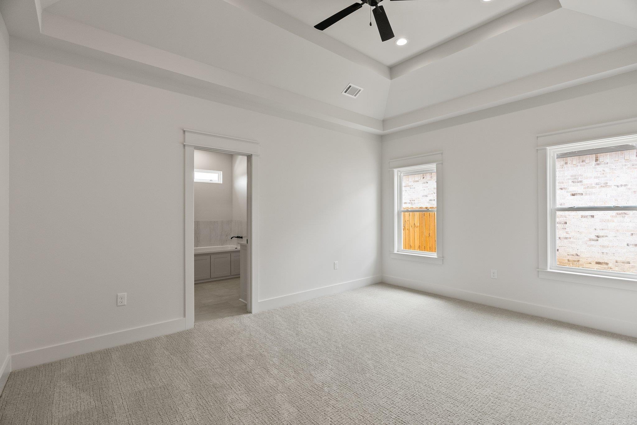 EAST MEADOW - Residential