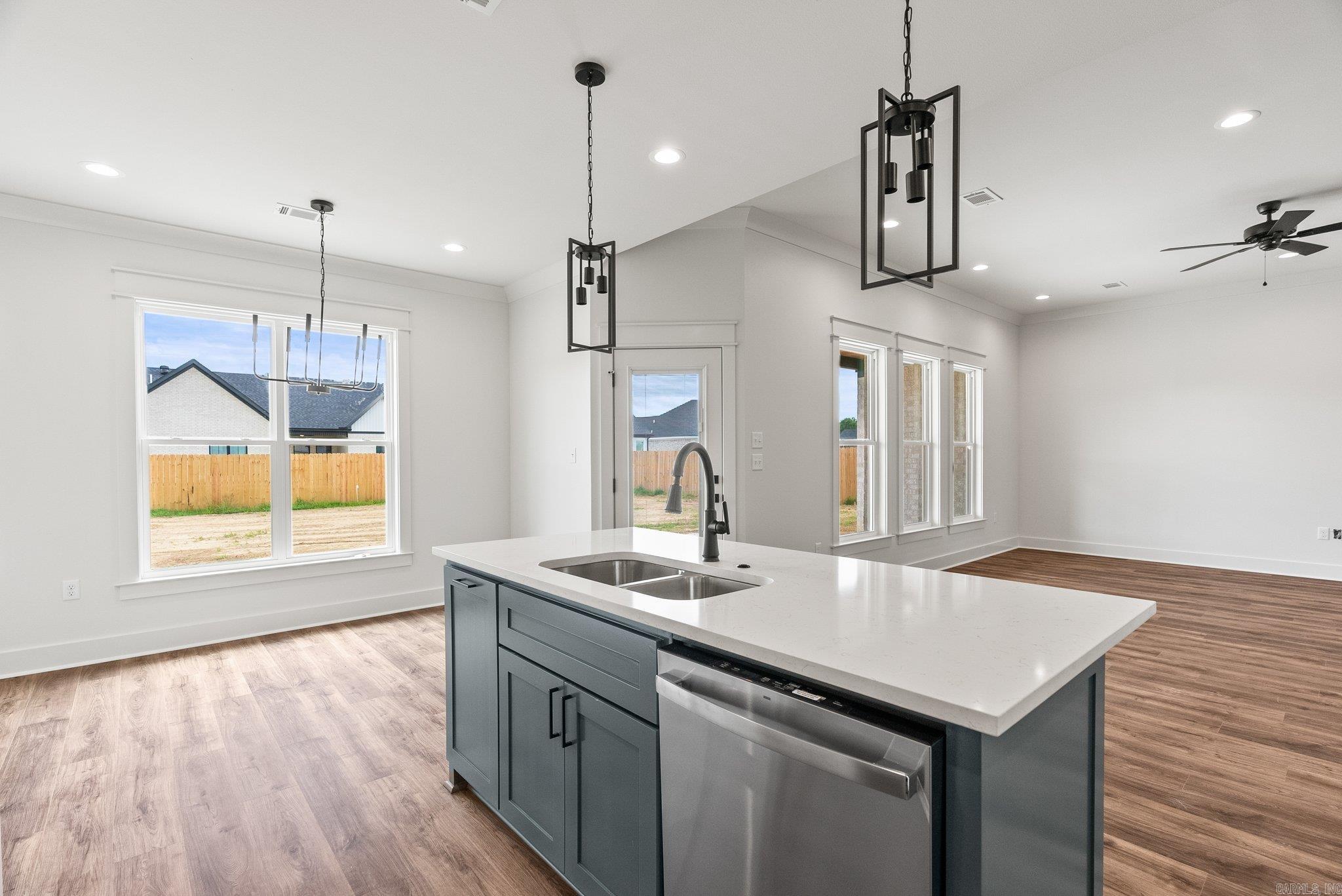 EAST MEADOW - Residential