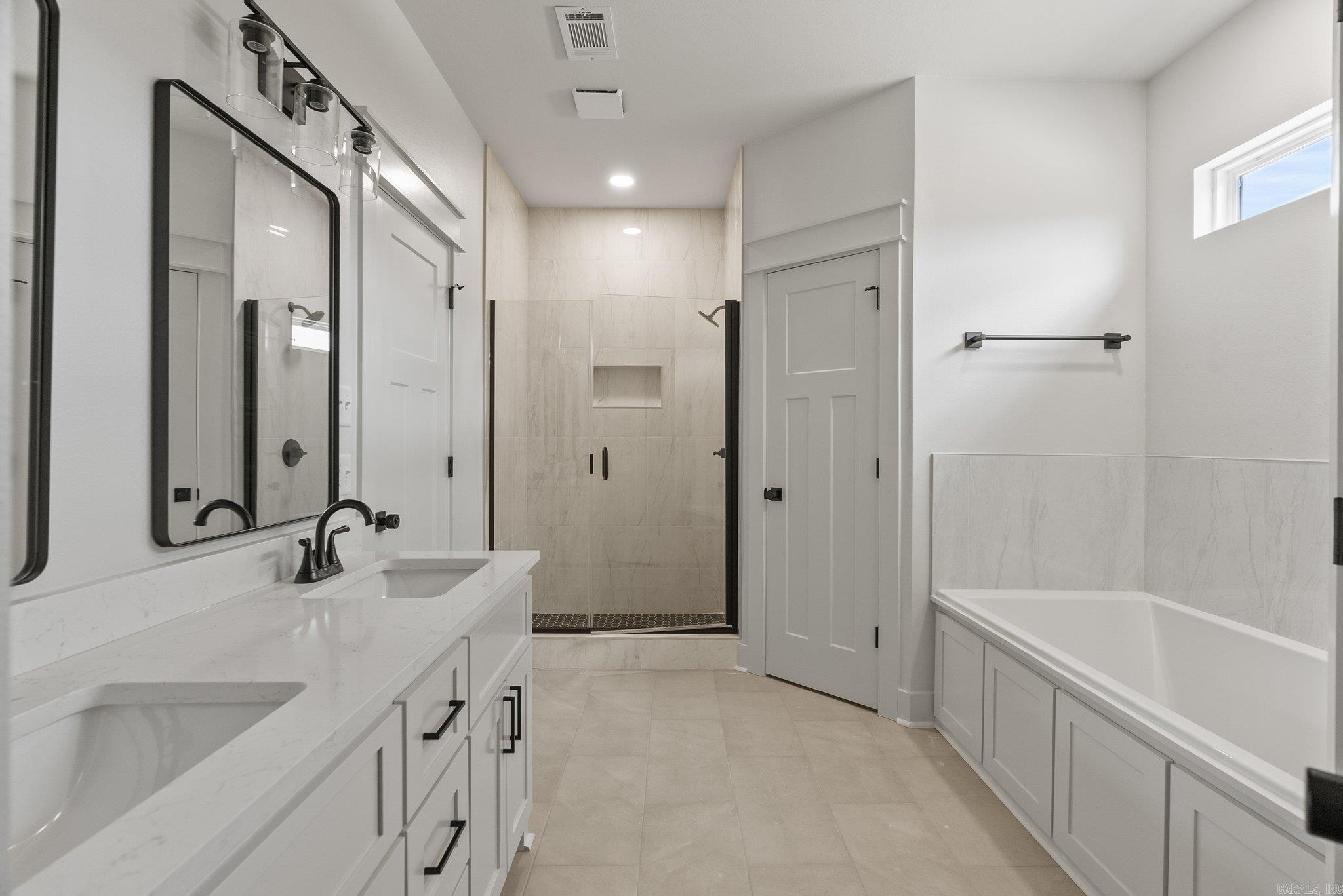 EAST MEADOW - Residential