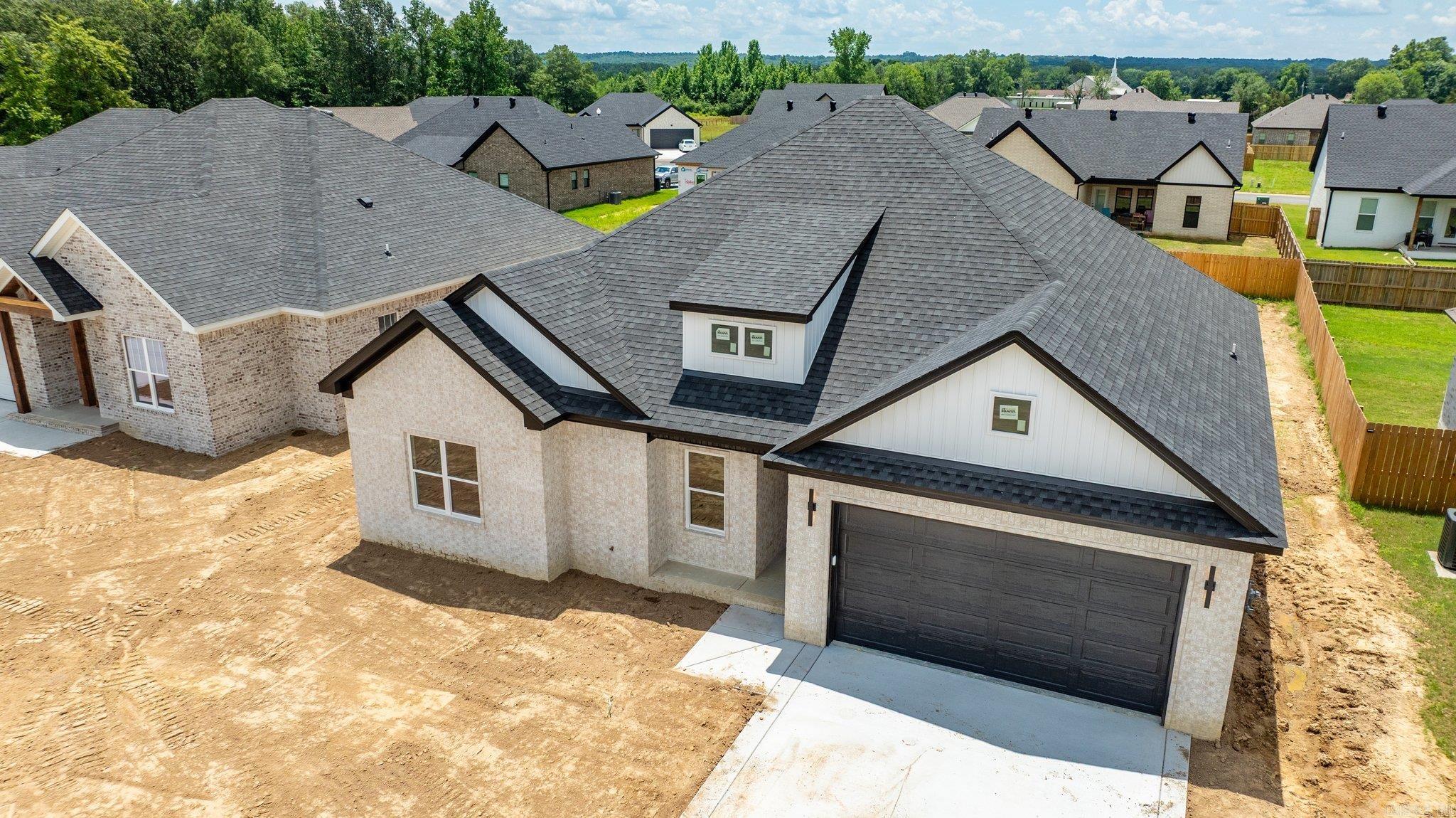 EAST MEADOW - Residential