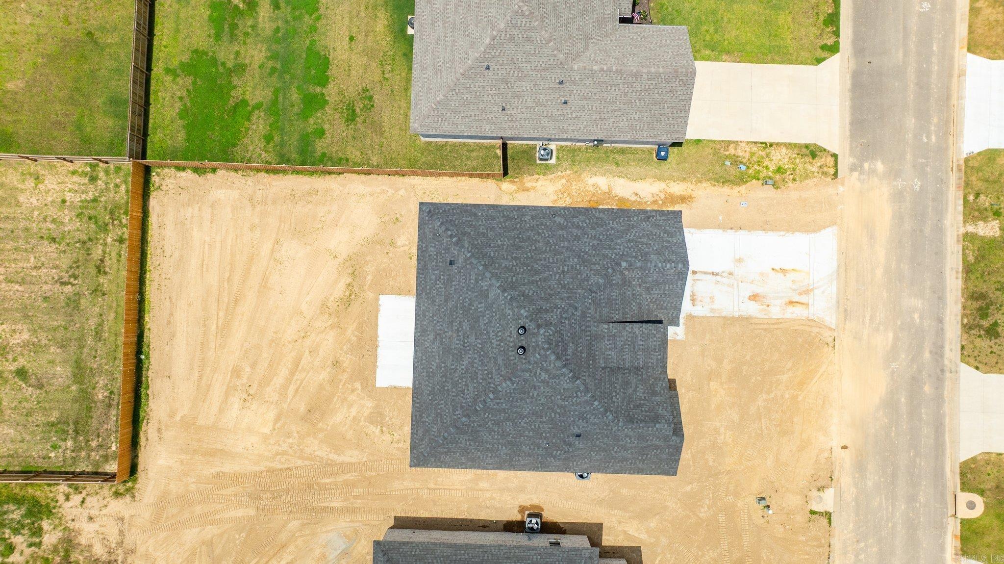 EAST MEADOW - Residential