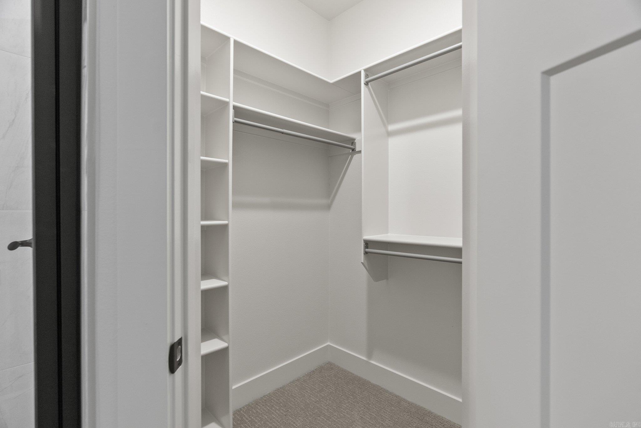 EAST MEADOW - Residential