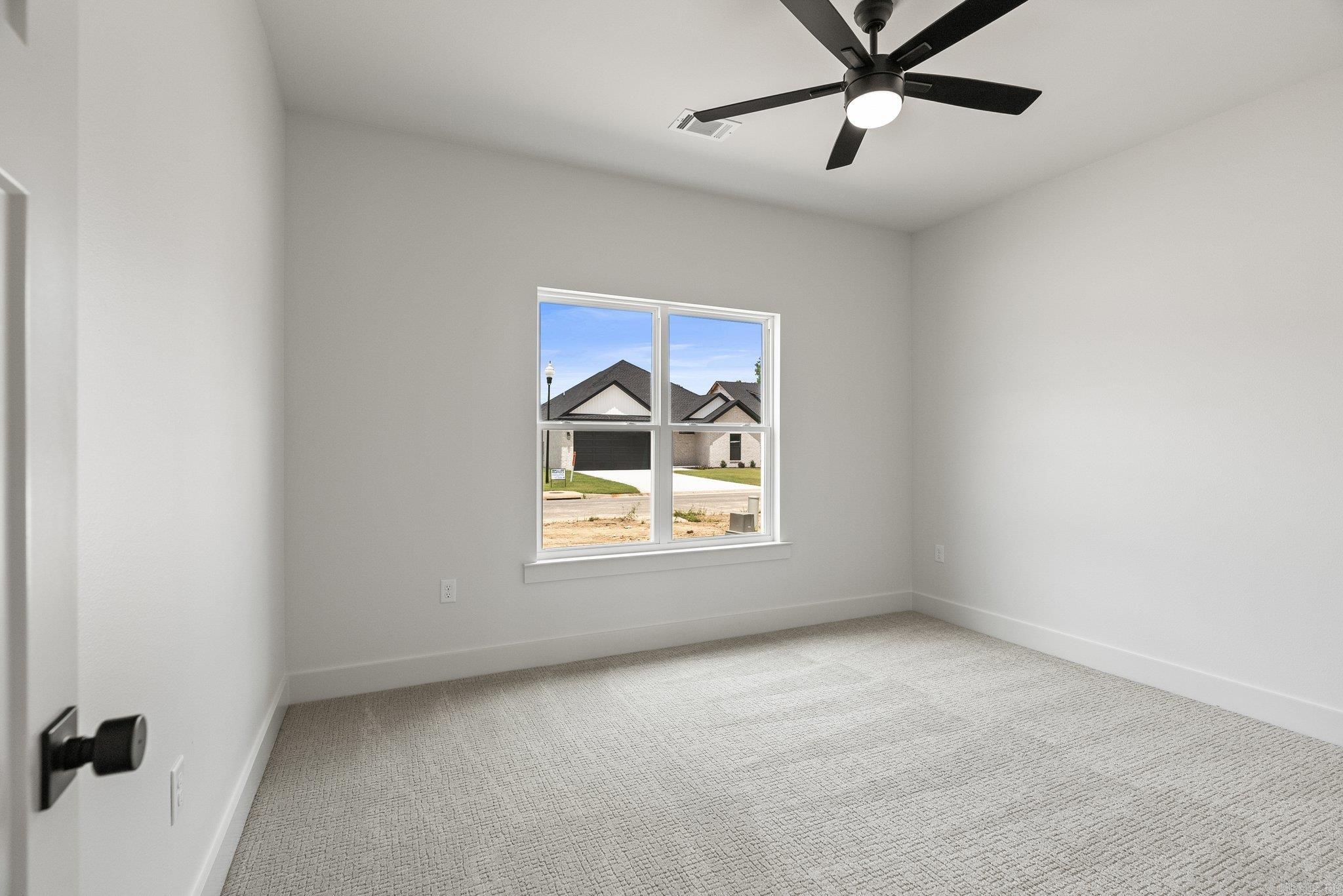 EAST MEADOW - Residential