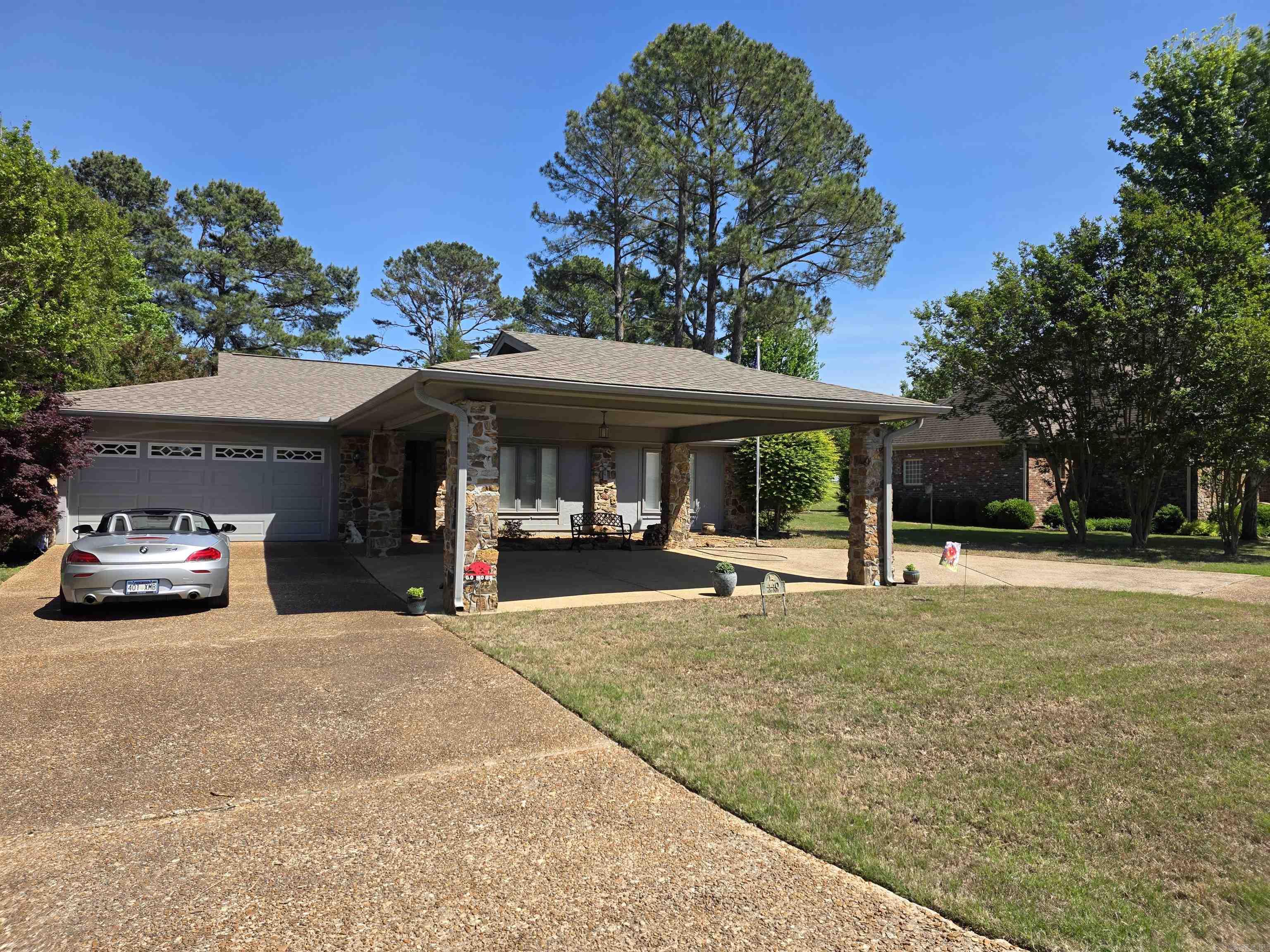 Eden Isle-Country Club - Residential