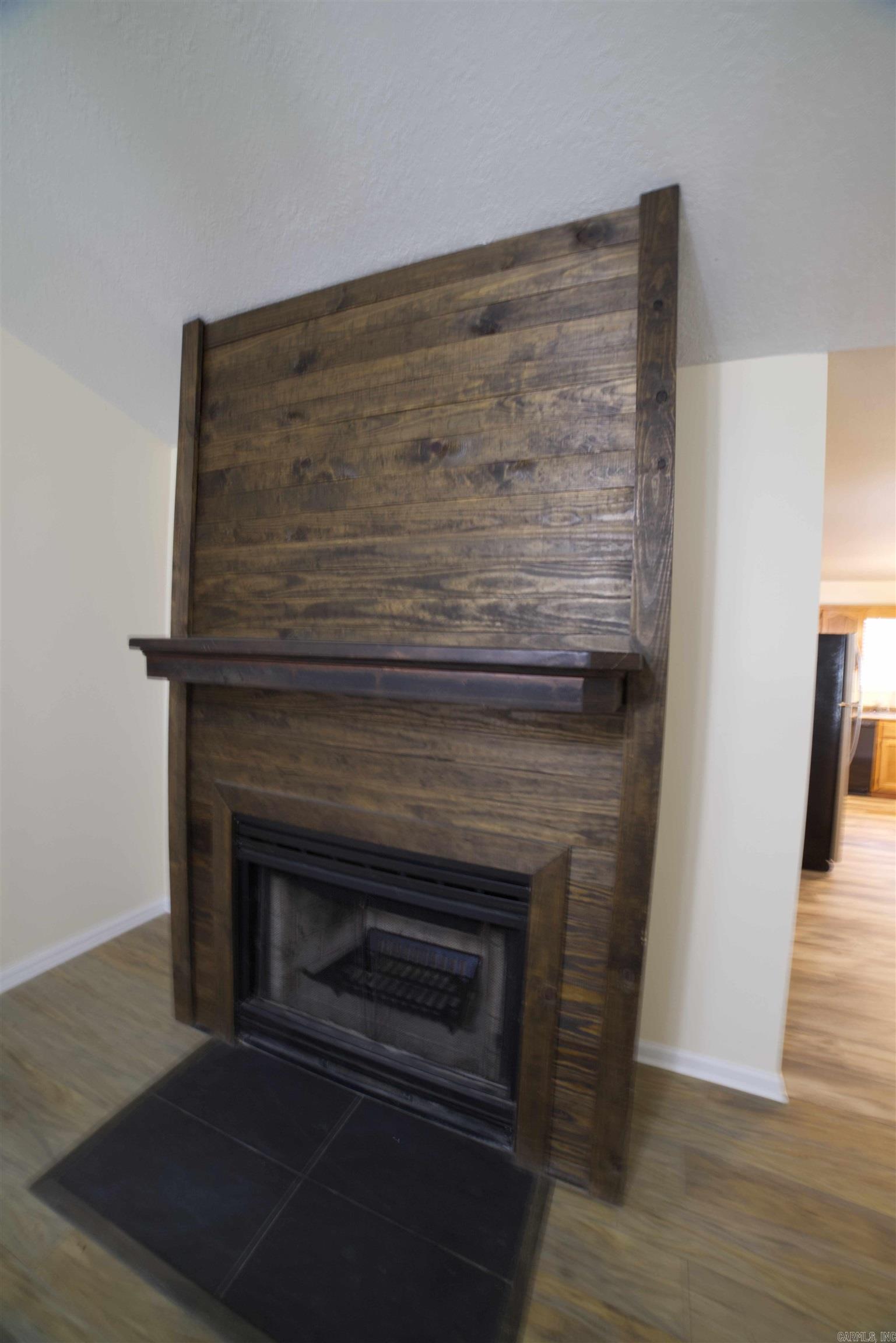 BROOKSIDE - Residential