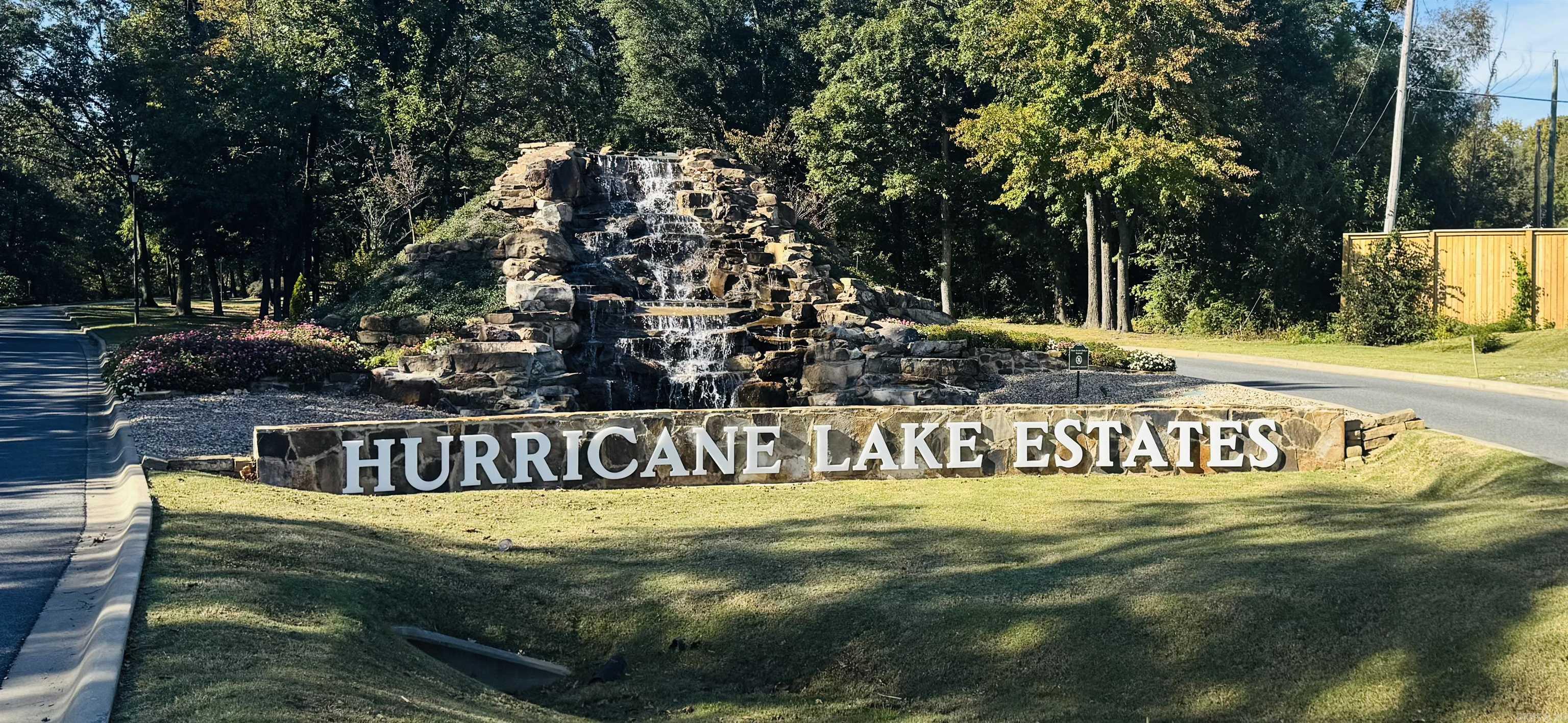 HURRICANE LAKE EST - Residential