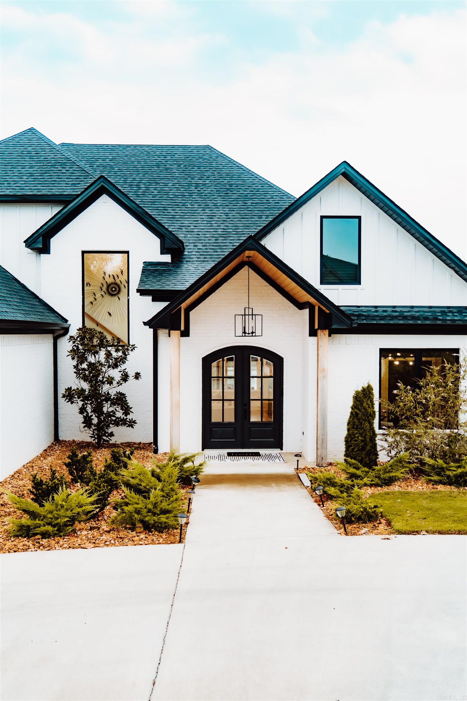 HURRICANE LAKE EST - Residential