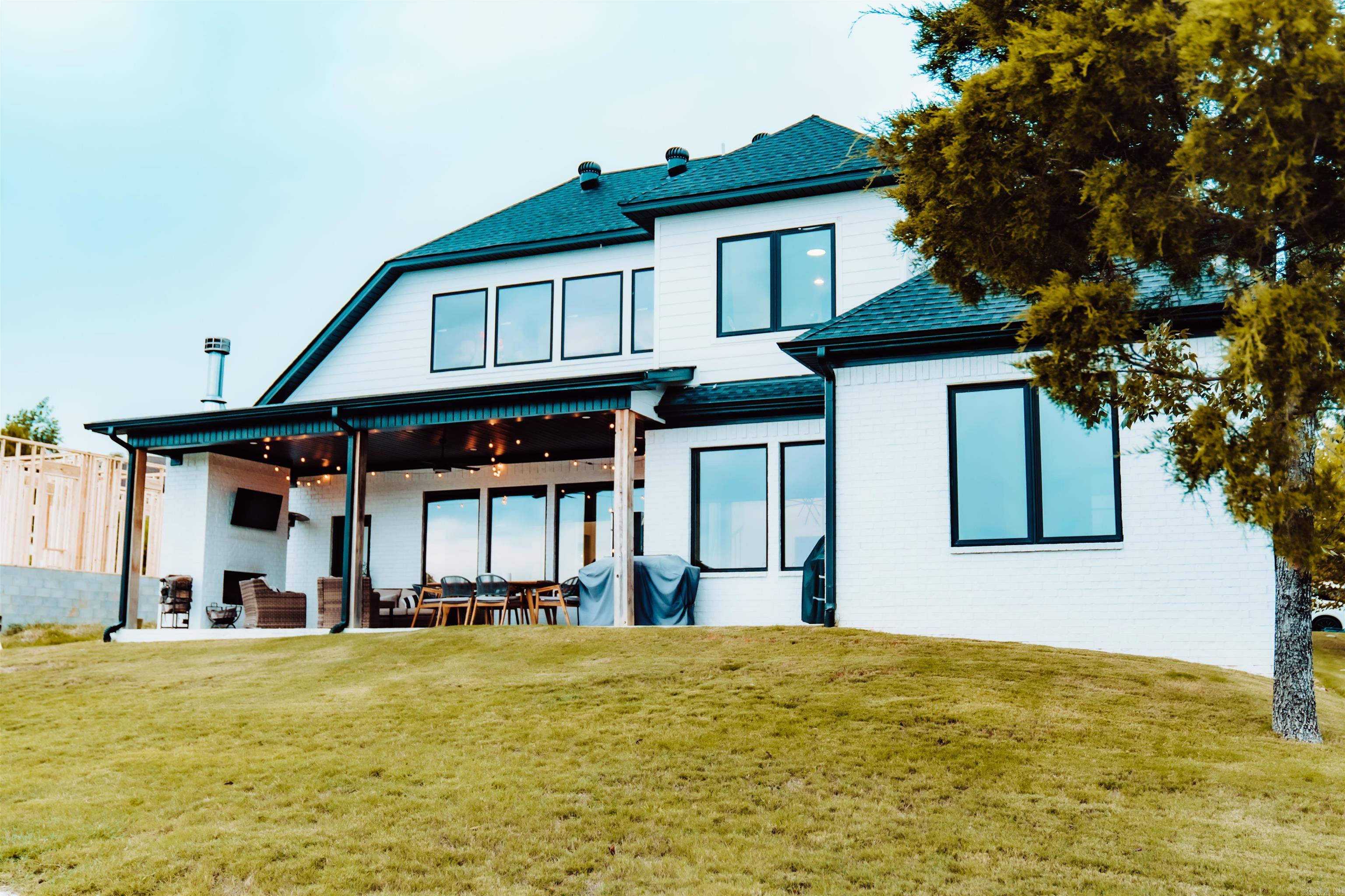 HURRICANE LAKE EST - Residential
