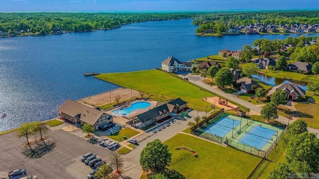 HURRICANE LAKE EST - Residential