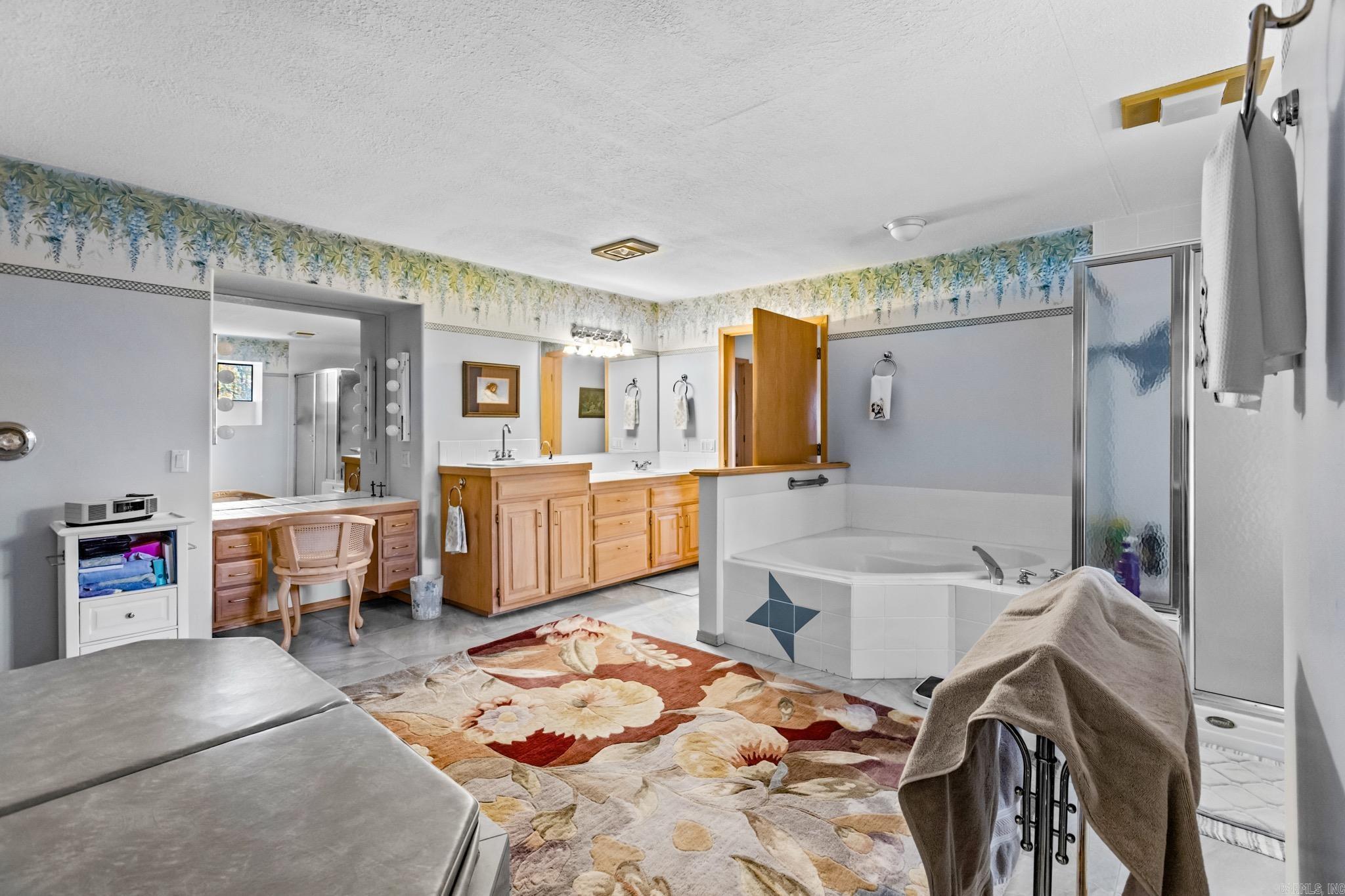 POINT RETURN HIGHLANDS - Residential