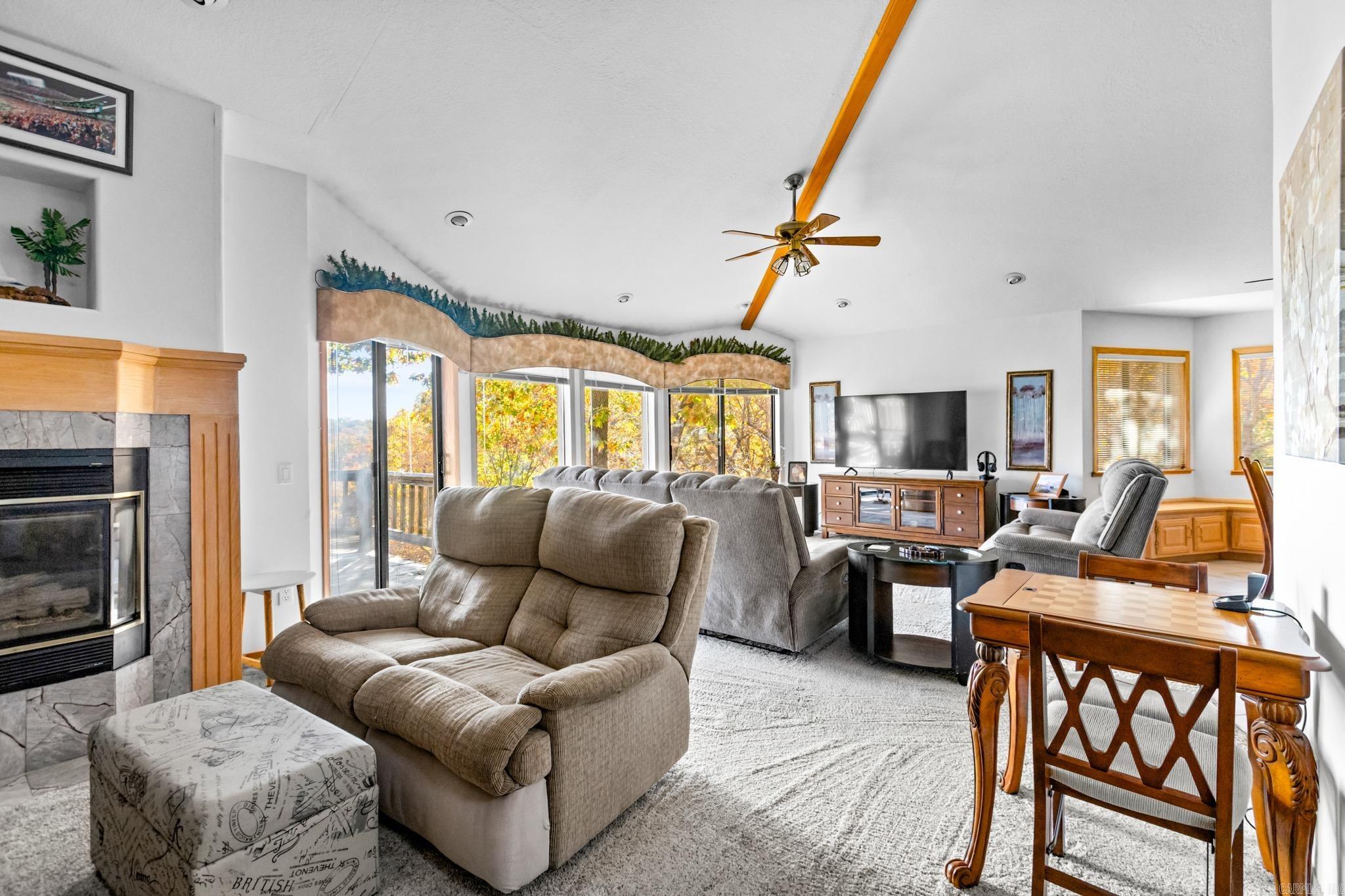 POINT RETURN HIGHLANDS - Residential