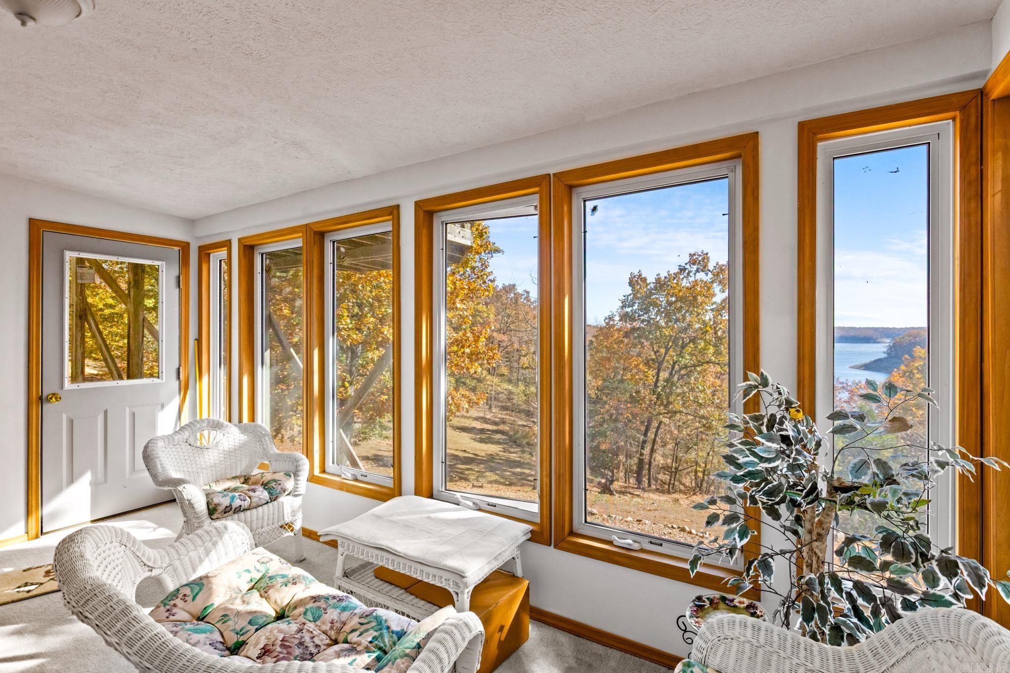 POINT RETURN HIGHLANDS - Residential