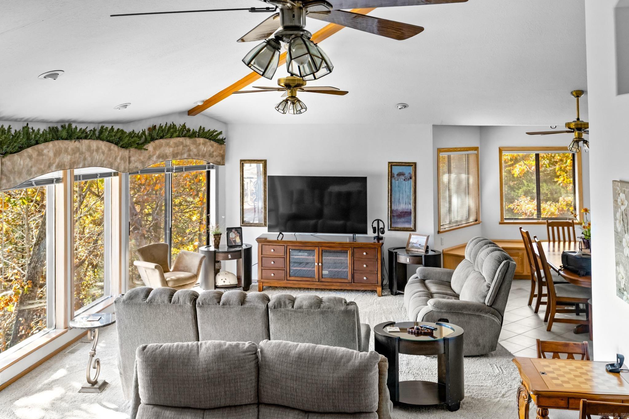 POINT RETURN HIGHLANDS - Residential