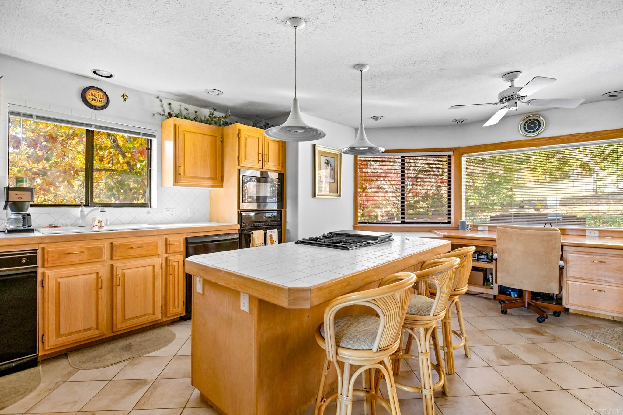 POINT RETURN HIGHLANDS - Residential