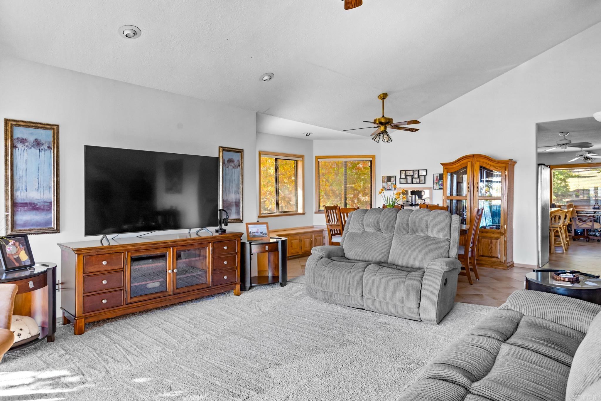 POINT RETURN HIGHLANDS - Residential