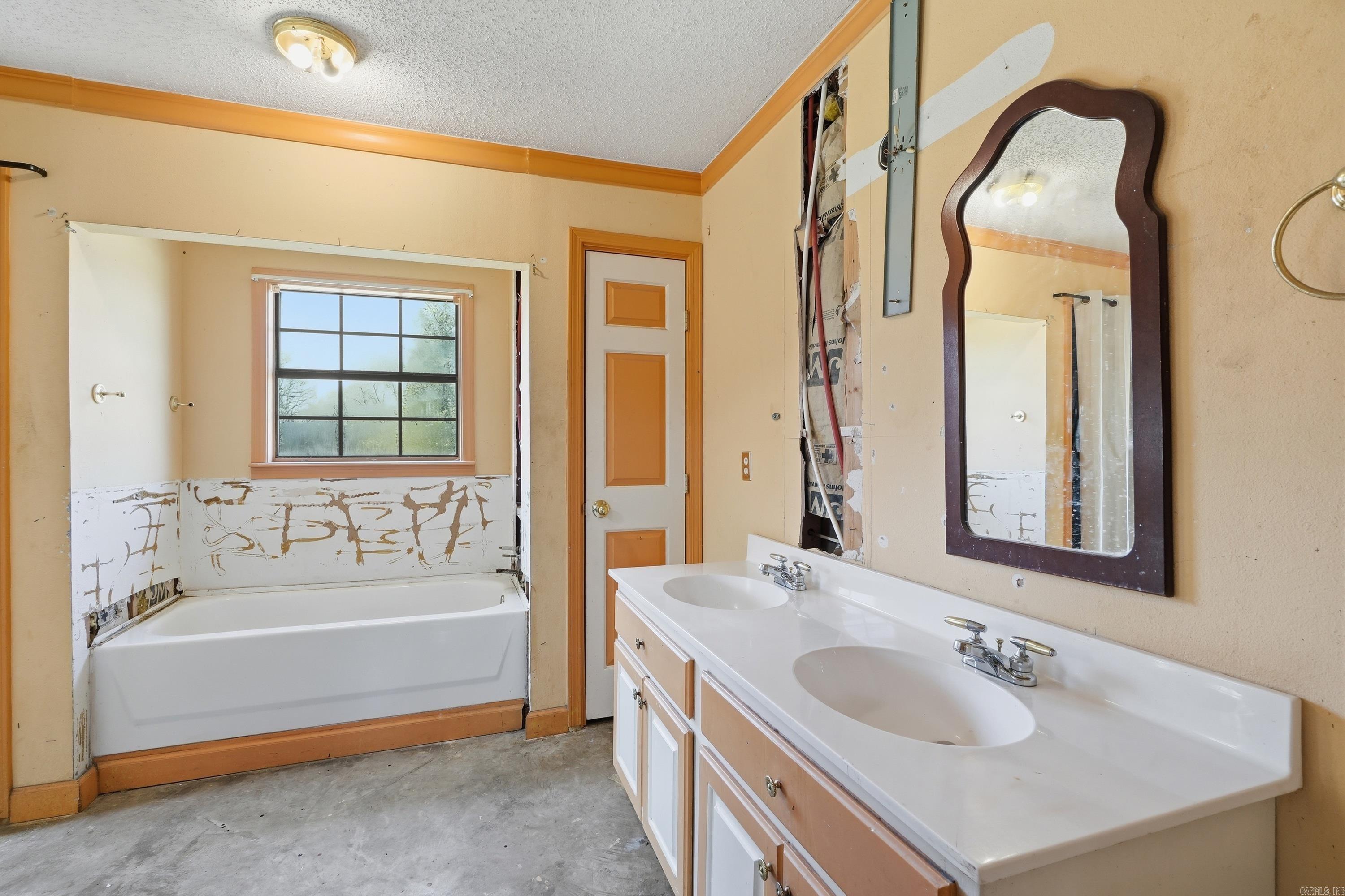 NEWBERRY FARMS - Residential